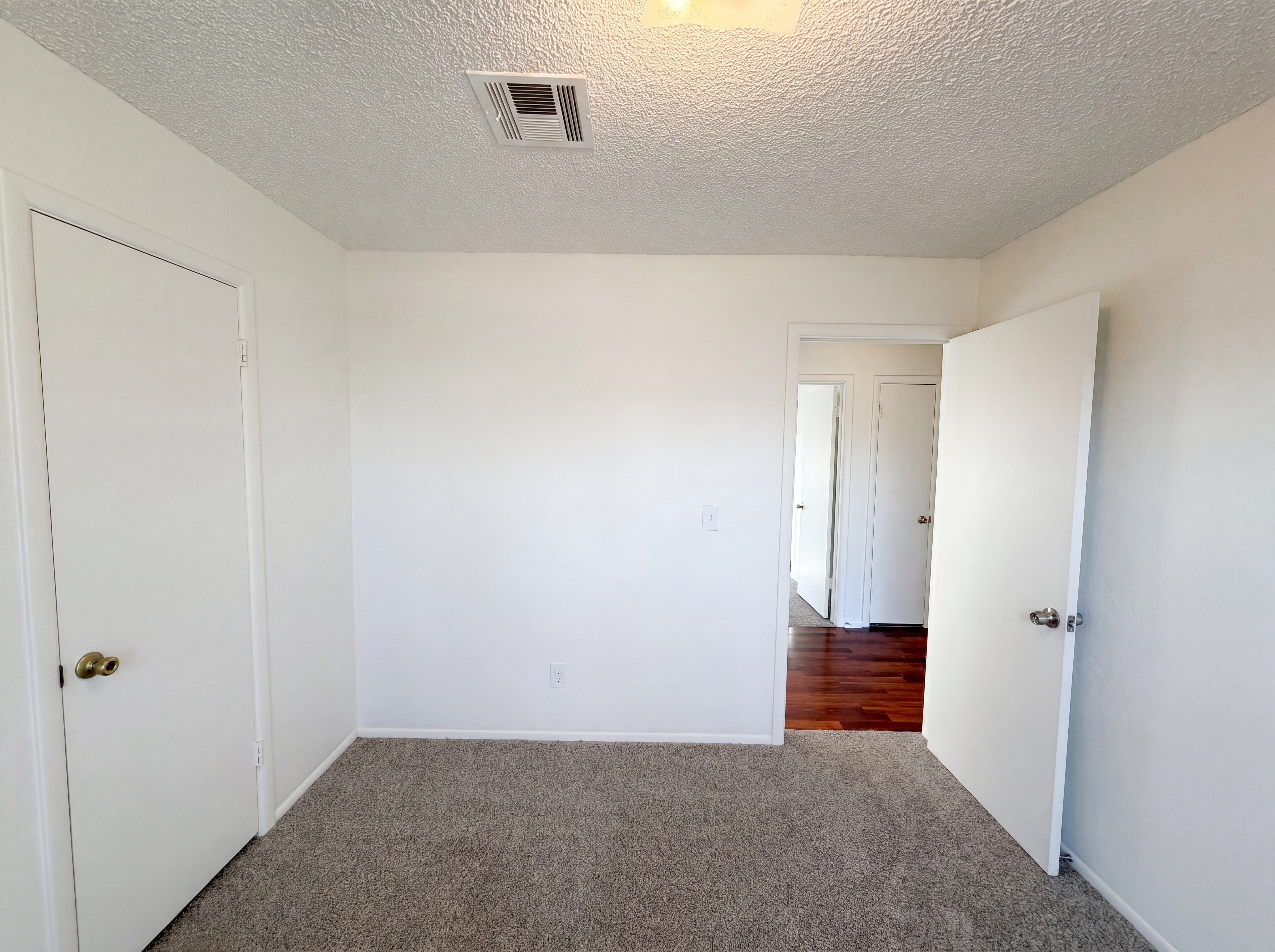 Photo 11 of 20 of 8839 W Carol Ave, Peoria, AZ