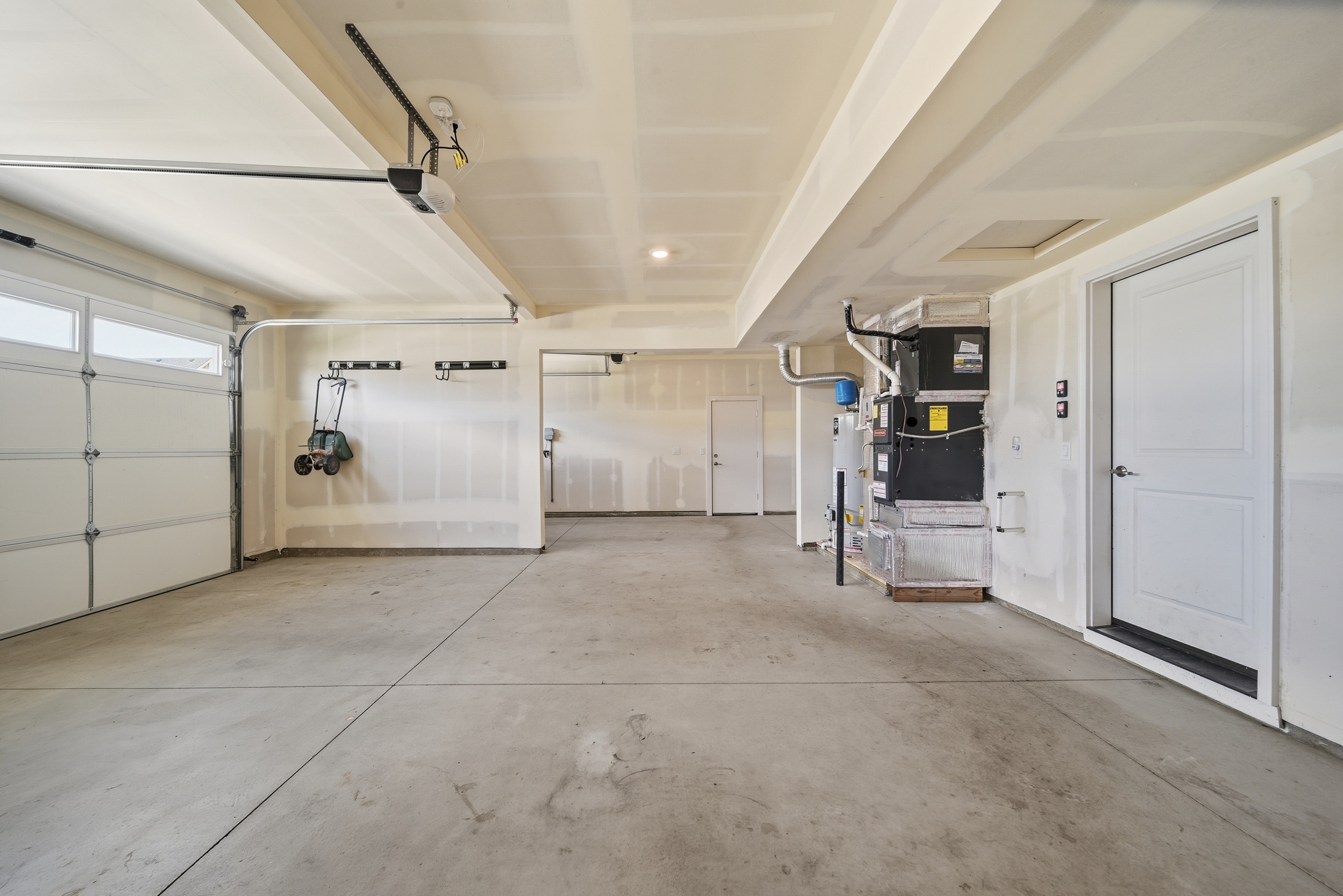 Photo 32 of 38 of 11079 Roaring Fork St, Caldwell, ID