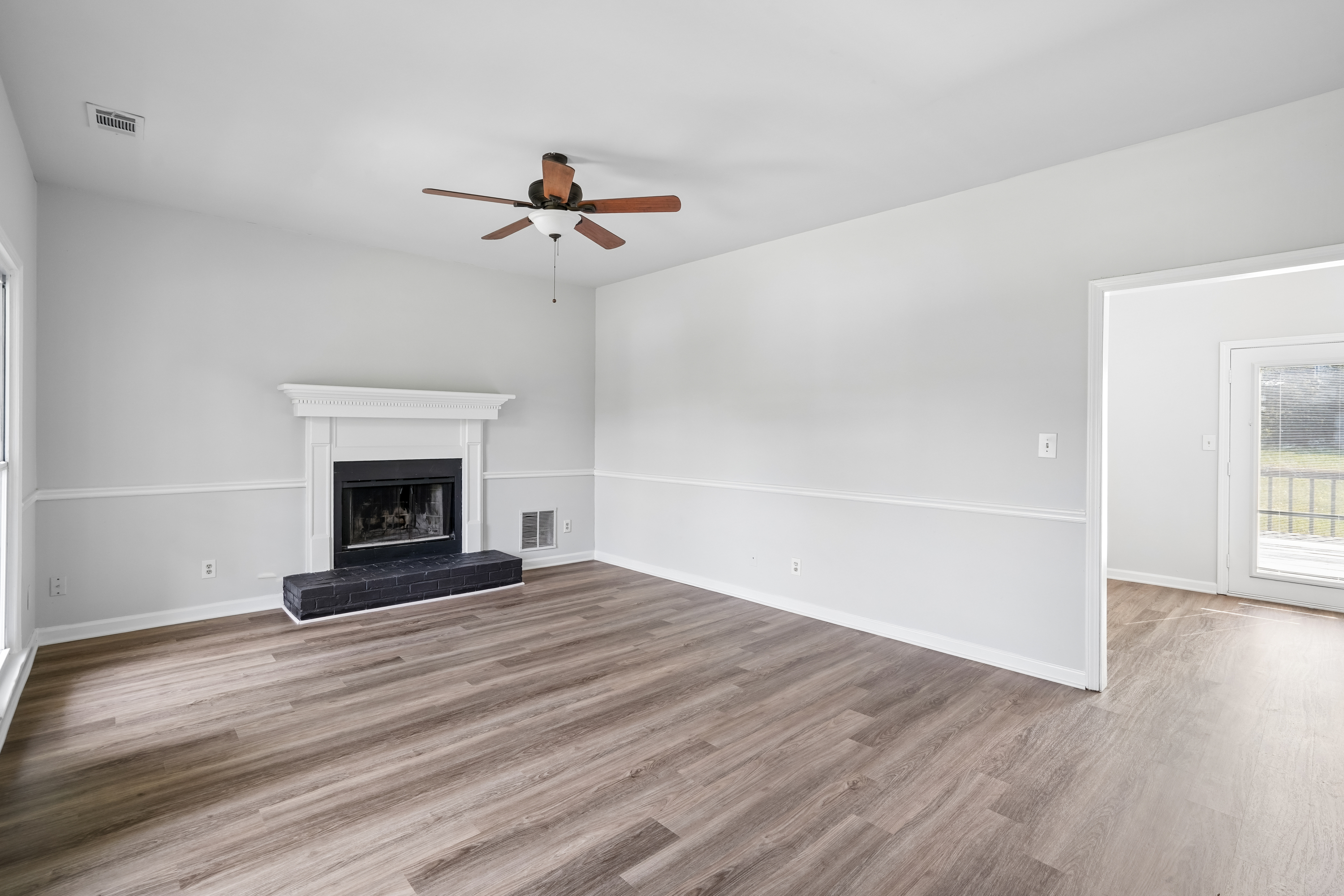 Photo 3 of 40 of 2 Sumer Ln S, Douglasville, GA