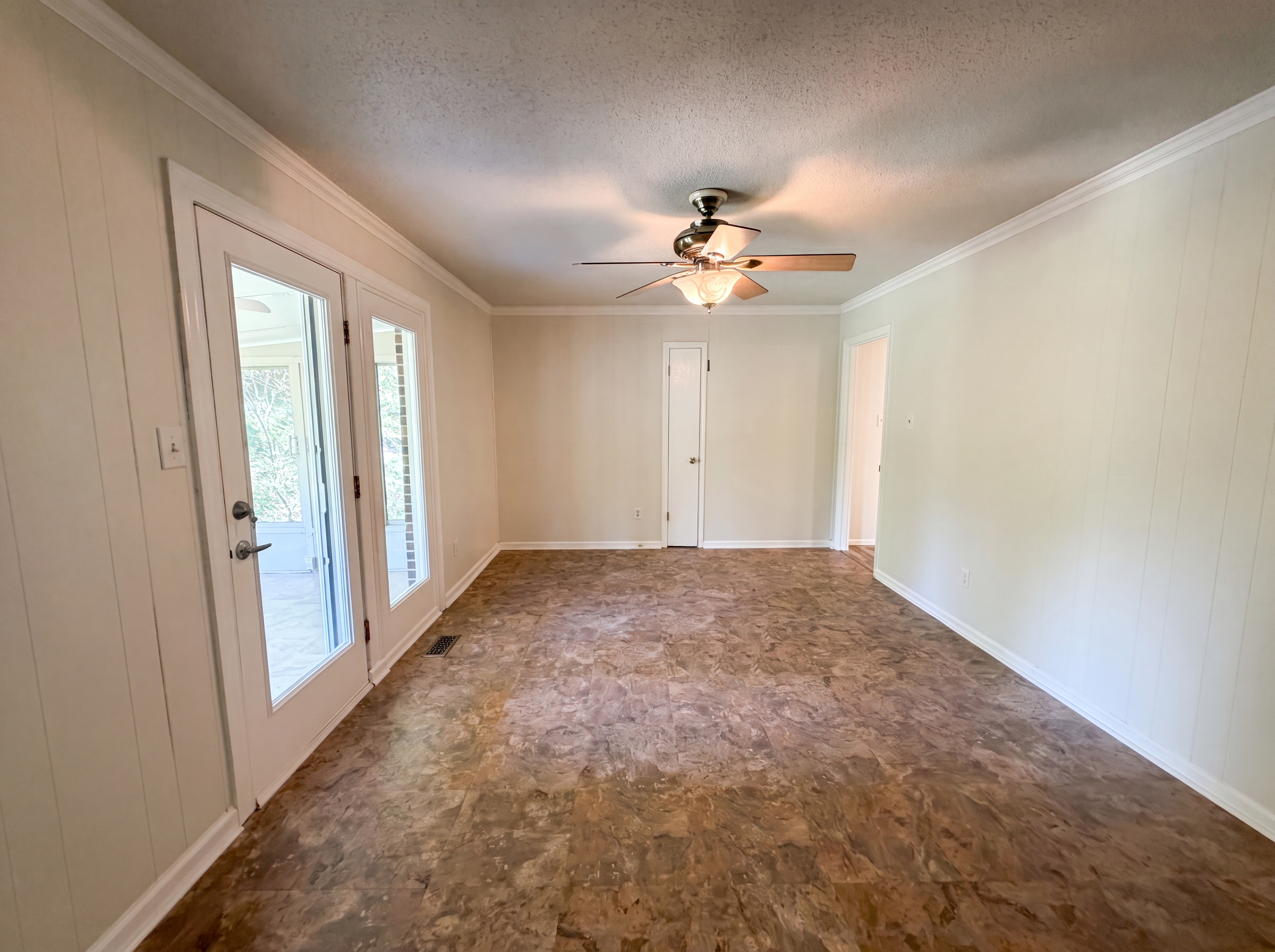 Photo 9 of 16 of 4822 Heritage Dr, Durham, NC