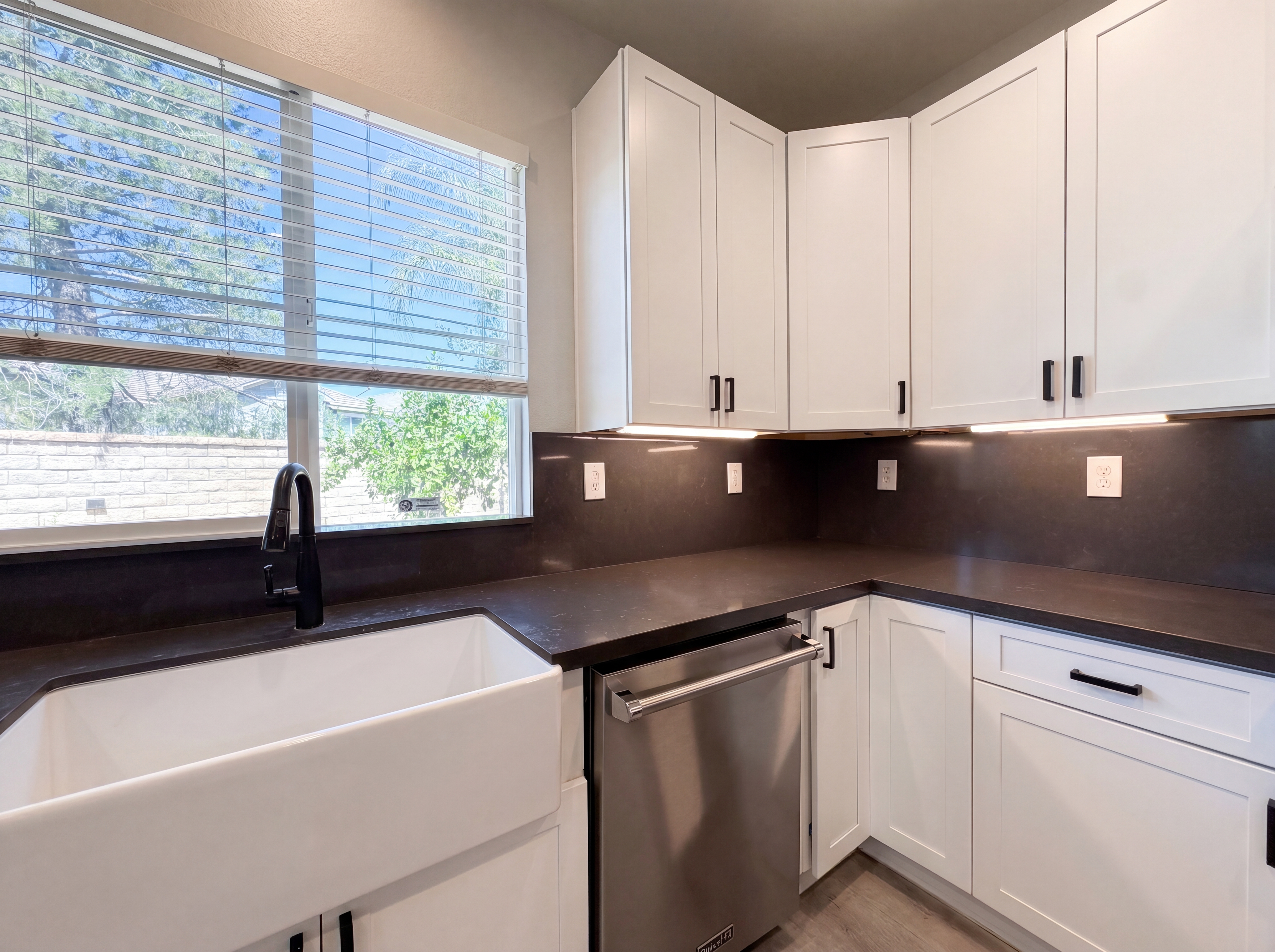 Photo 9 of 24 of 29206 Rio Lobo Way, Valencia, CA