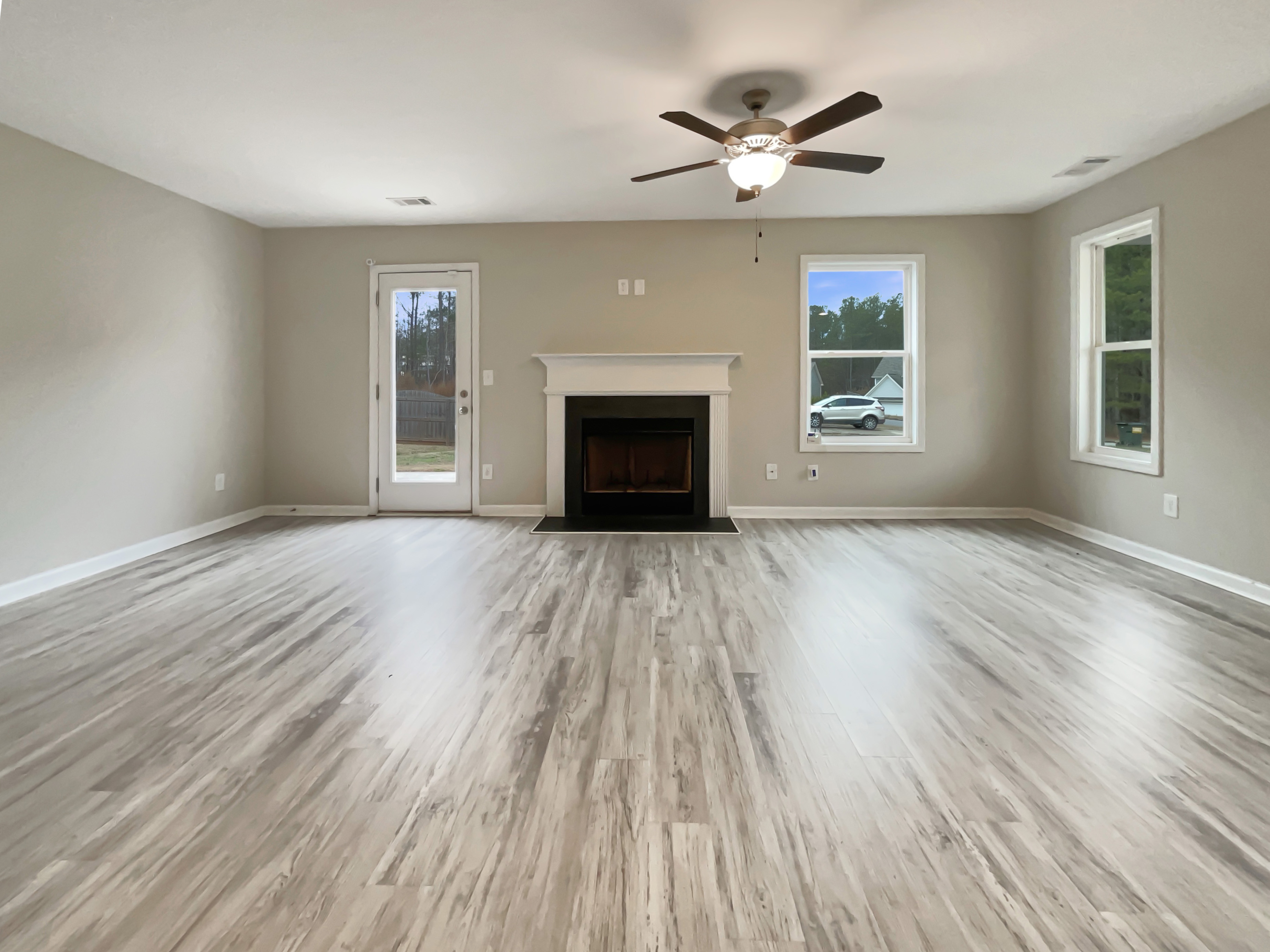 Photo 3 of 21 of 232 Cynthia Ct, Dallas, GA