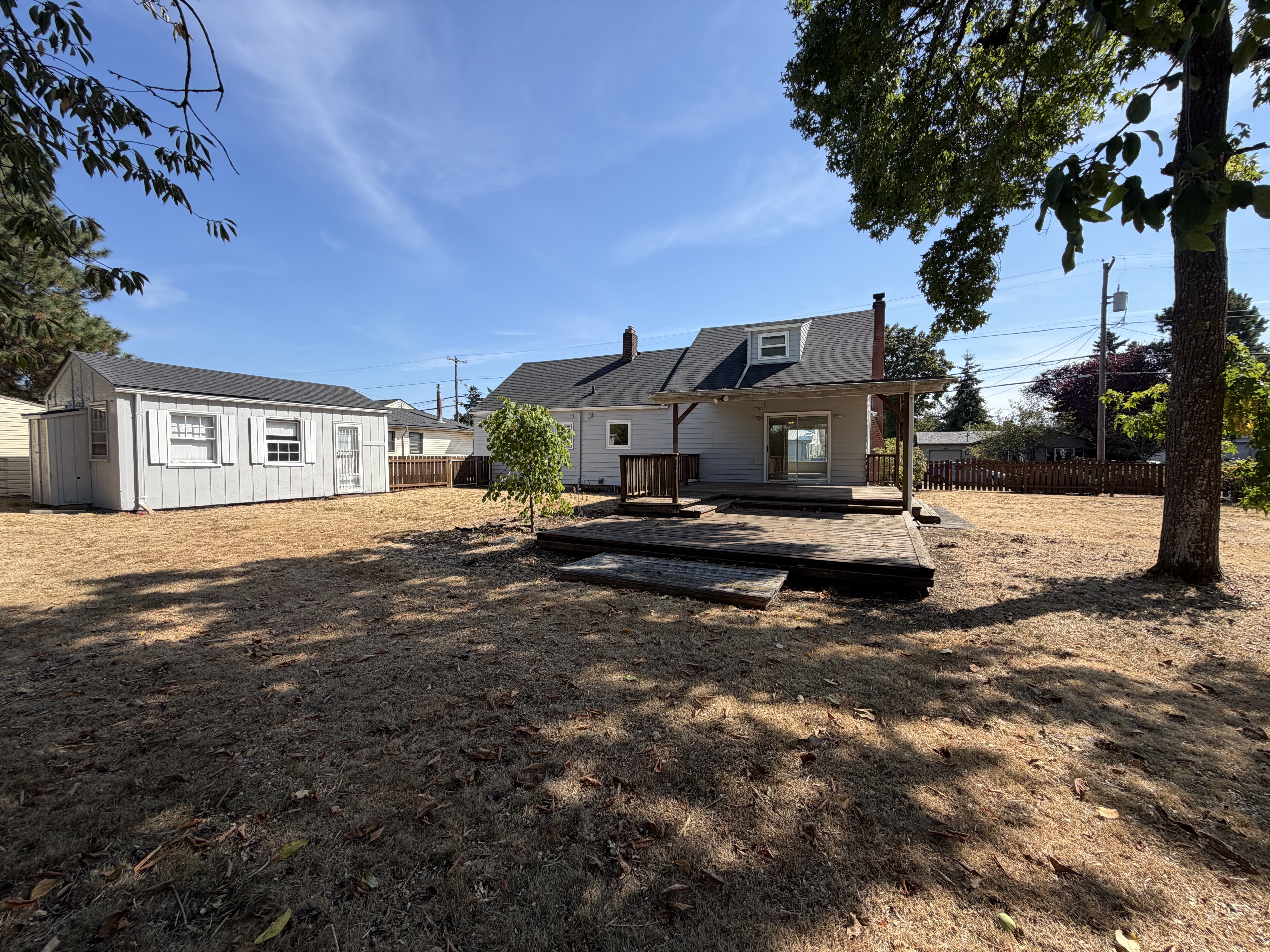 Photo 5 of 20 of 4815 SE 99th Ave, Portland, OR