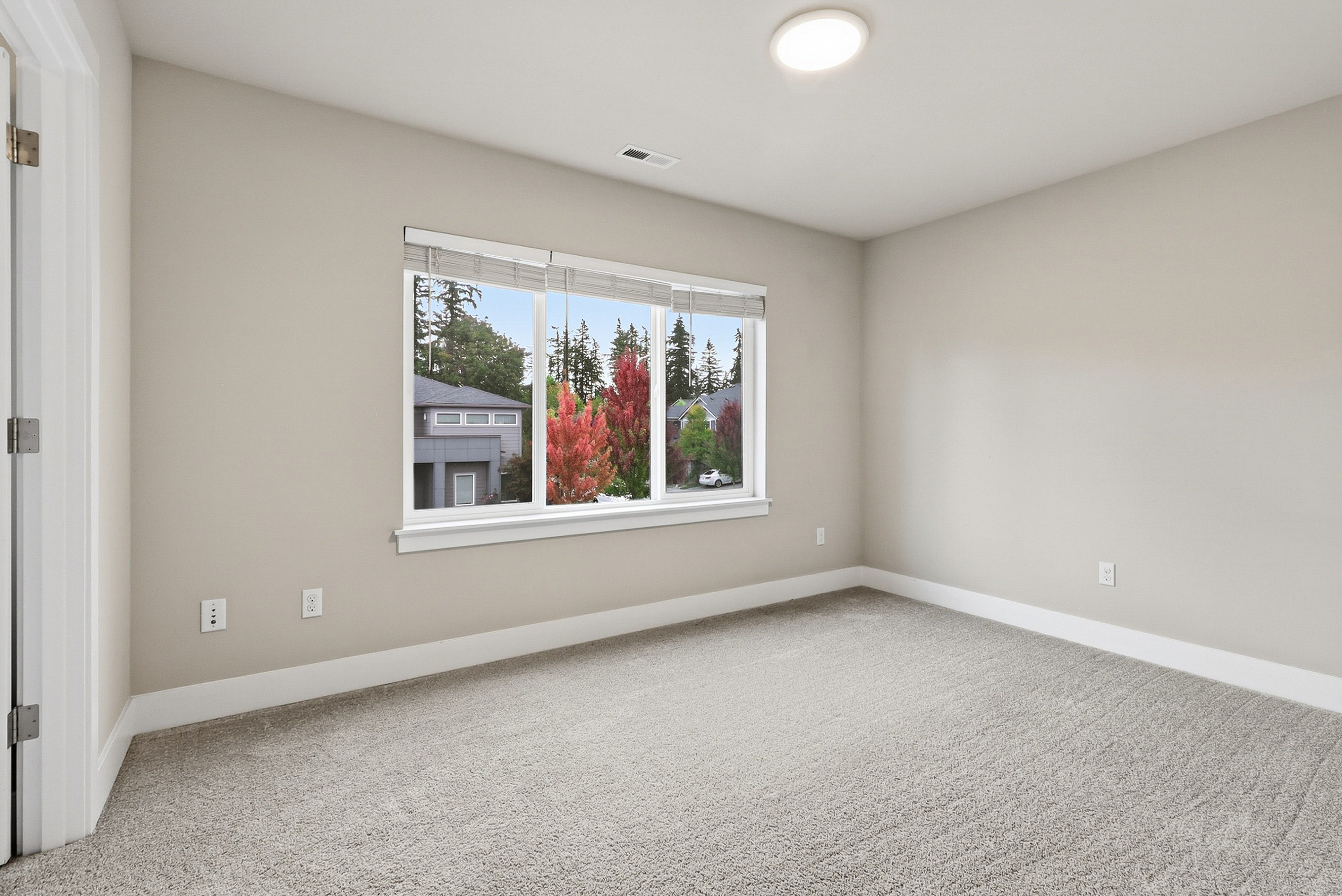 Photo 31 of 36 of 4426 141st Pl SE, Snohomish, WA