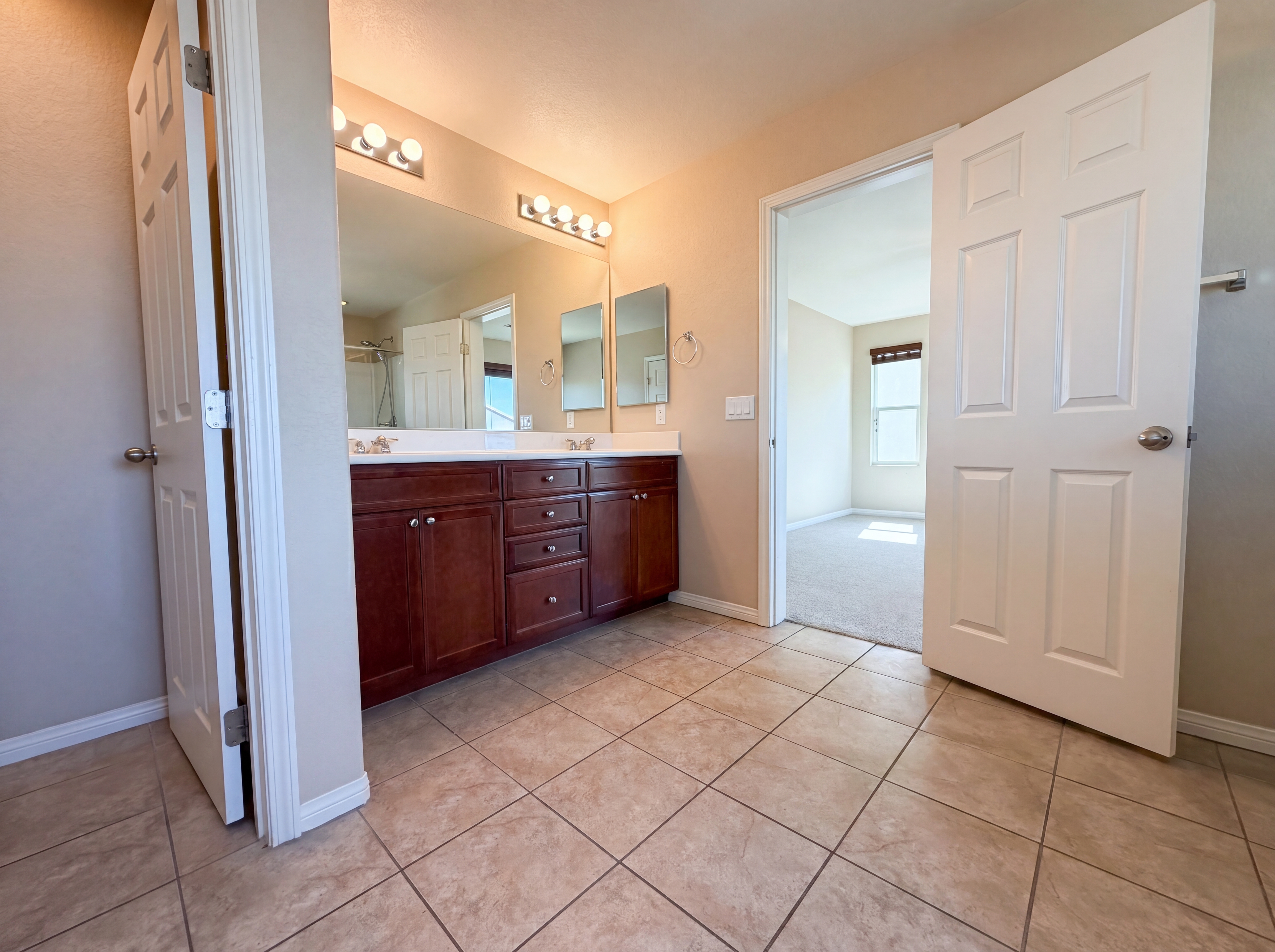 Photo 11 of 23 of 6472 Haypress Ct, Las Vegas, NV