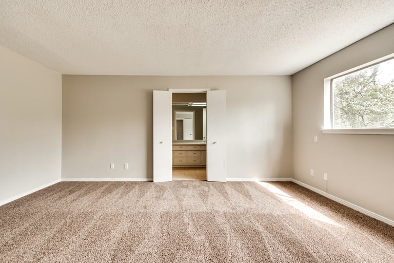 Photo 20 of 32 - 4606 Ashbrook Rd, Dallas, TX 75227