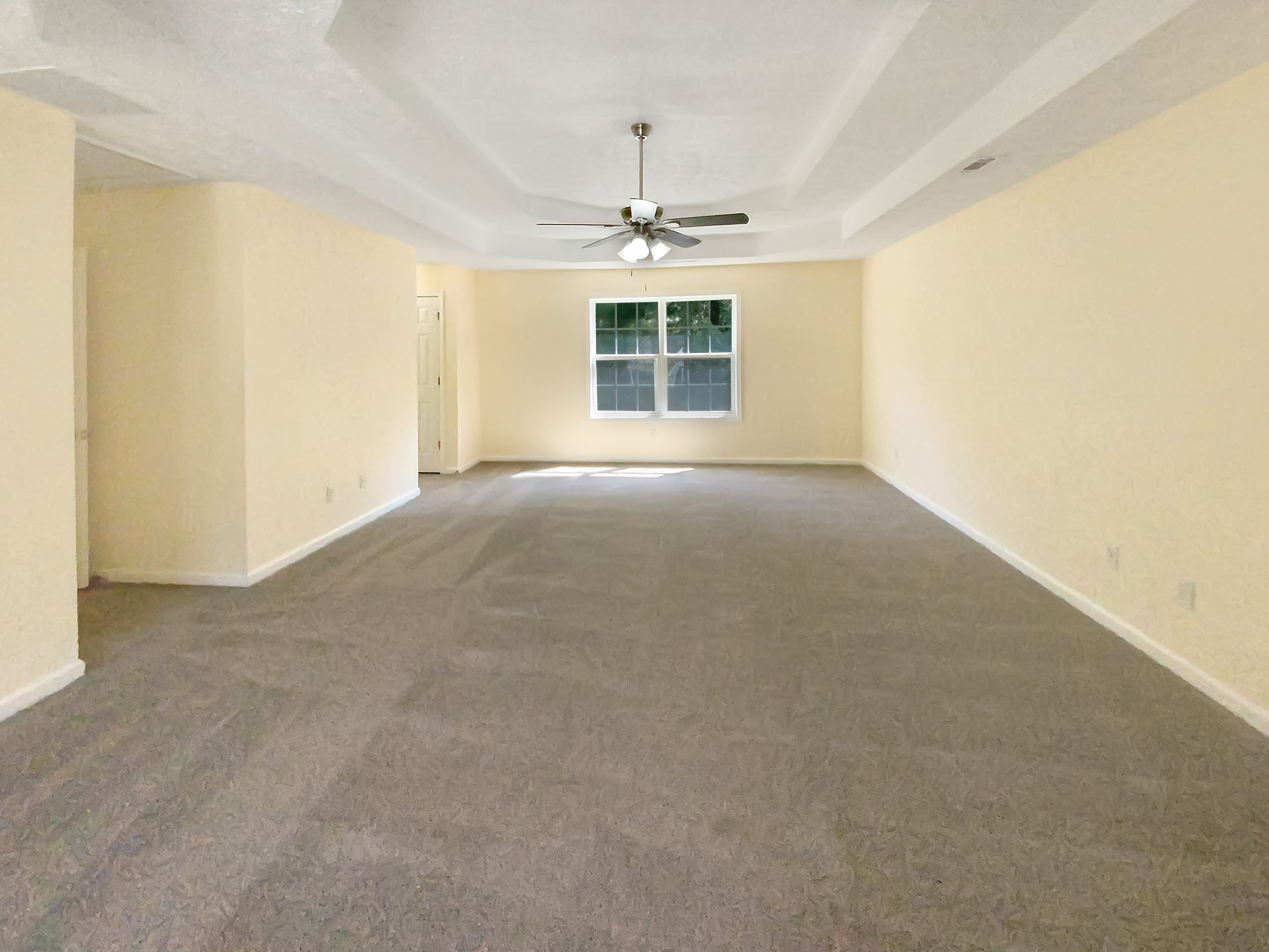Photo 11 of 30 of 470 Trelawney Cir, Covington, GA