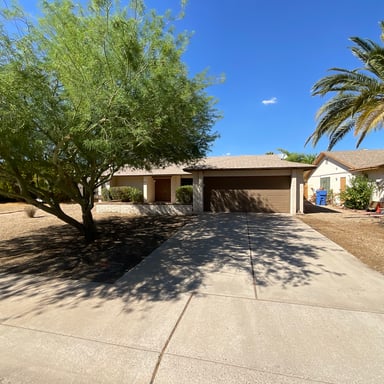 Property photo 1 of 4038 W Mercer Ln