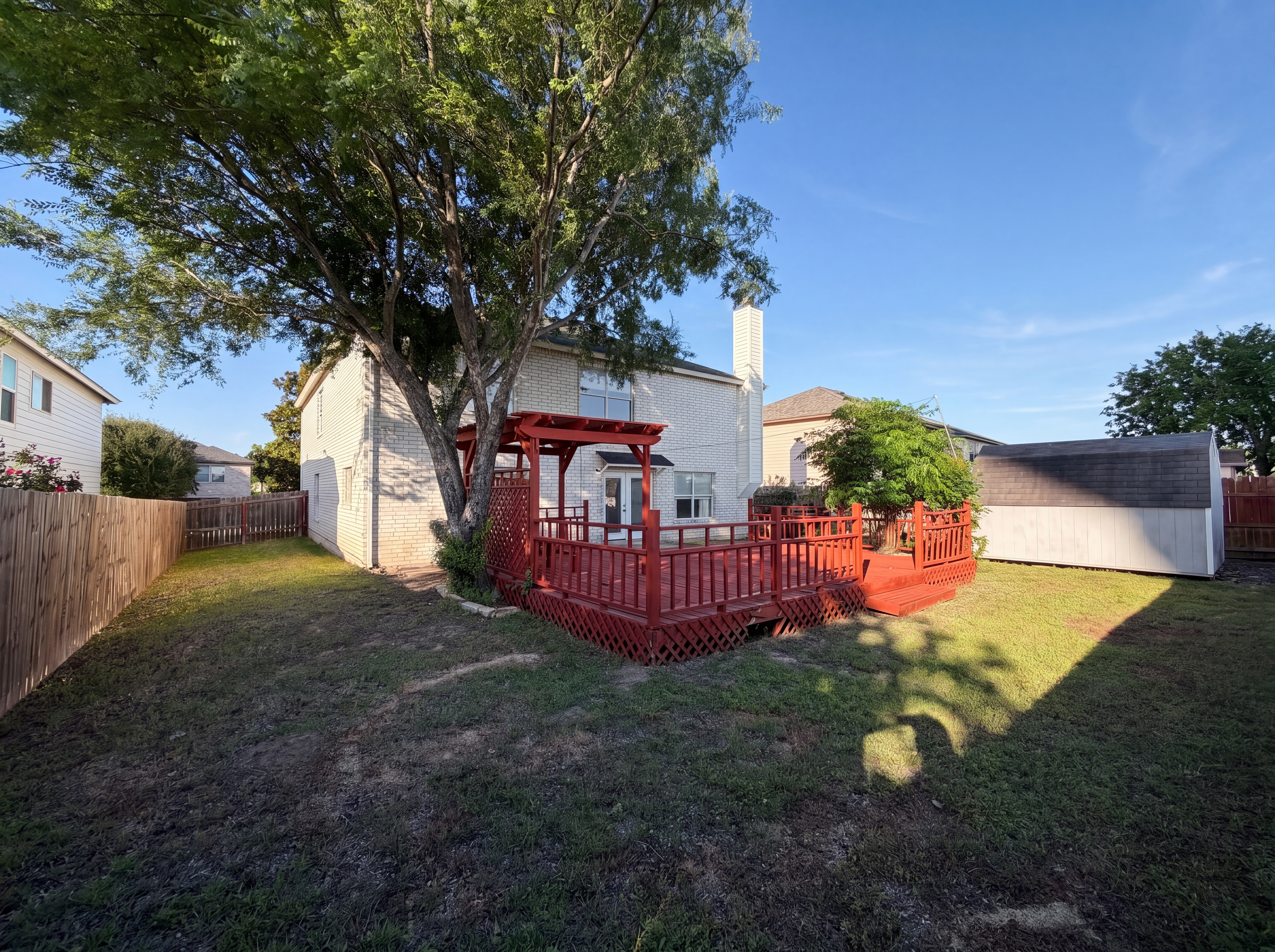 Photo 8 of 22 of 2727 High Point Dr, Round Rock, TX