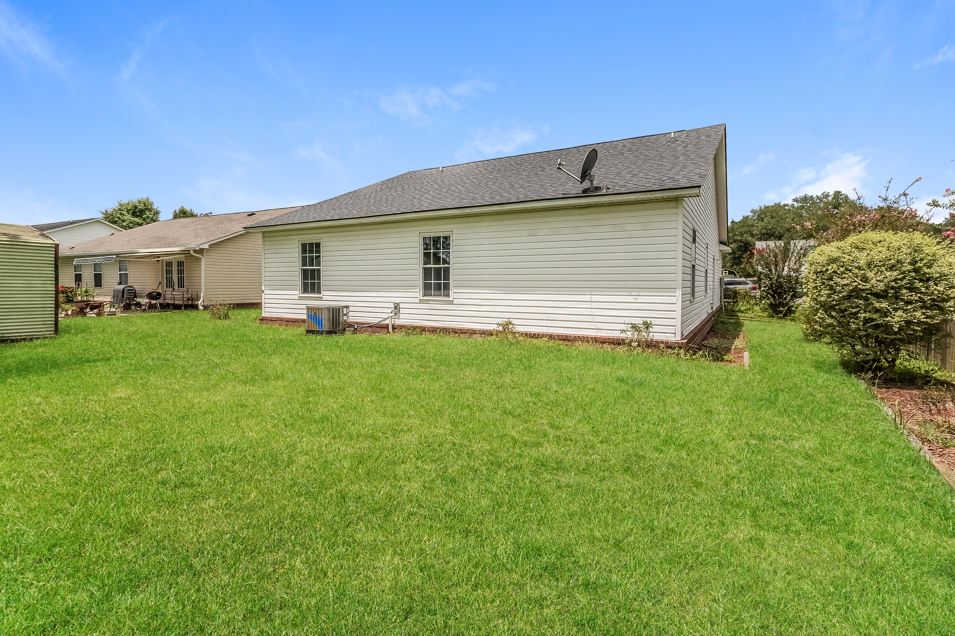 Photo 20 of 21 of 1305 Aubry Dr, Moncks Corner, SC