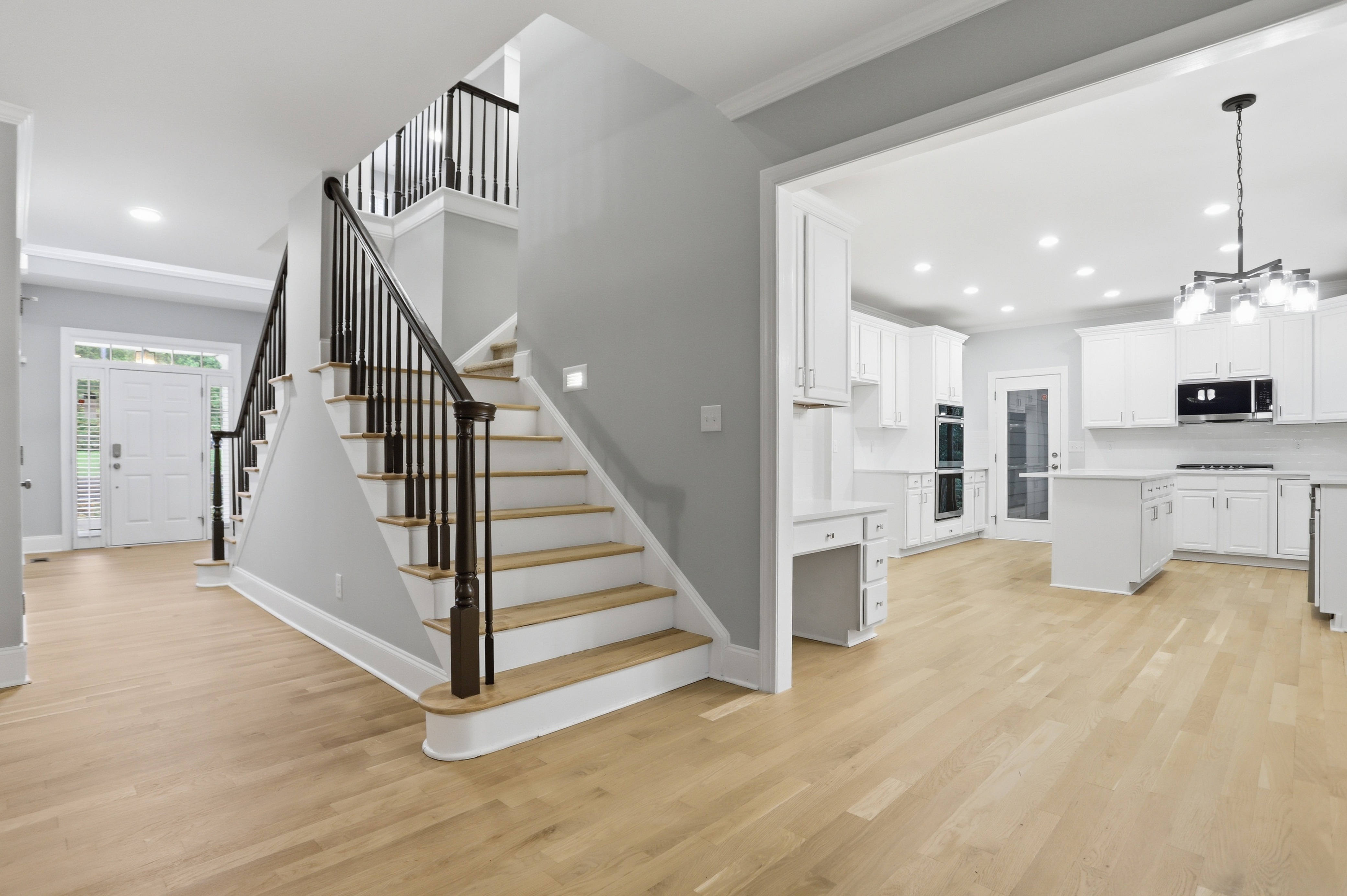 Photo 13 of 49 of 5228 Yellowtail Ln NW, Kennesaw, GA