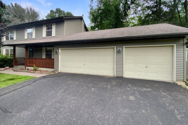 Property photo 1 of 3017 Rainier Ct