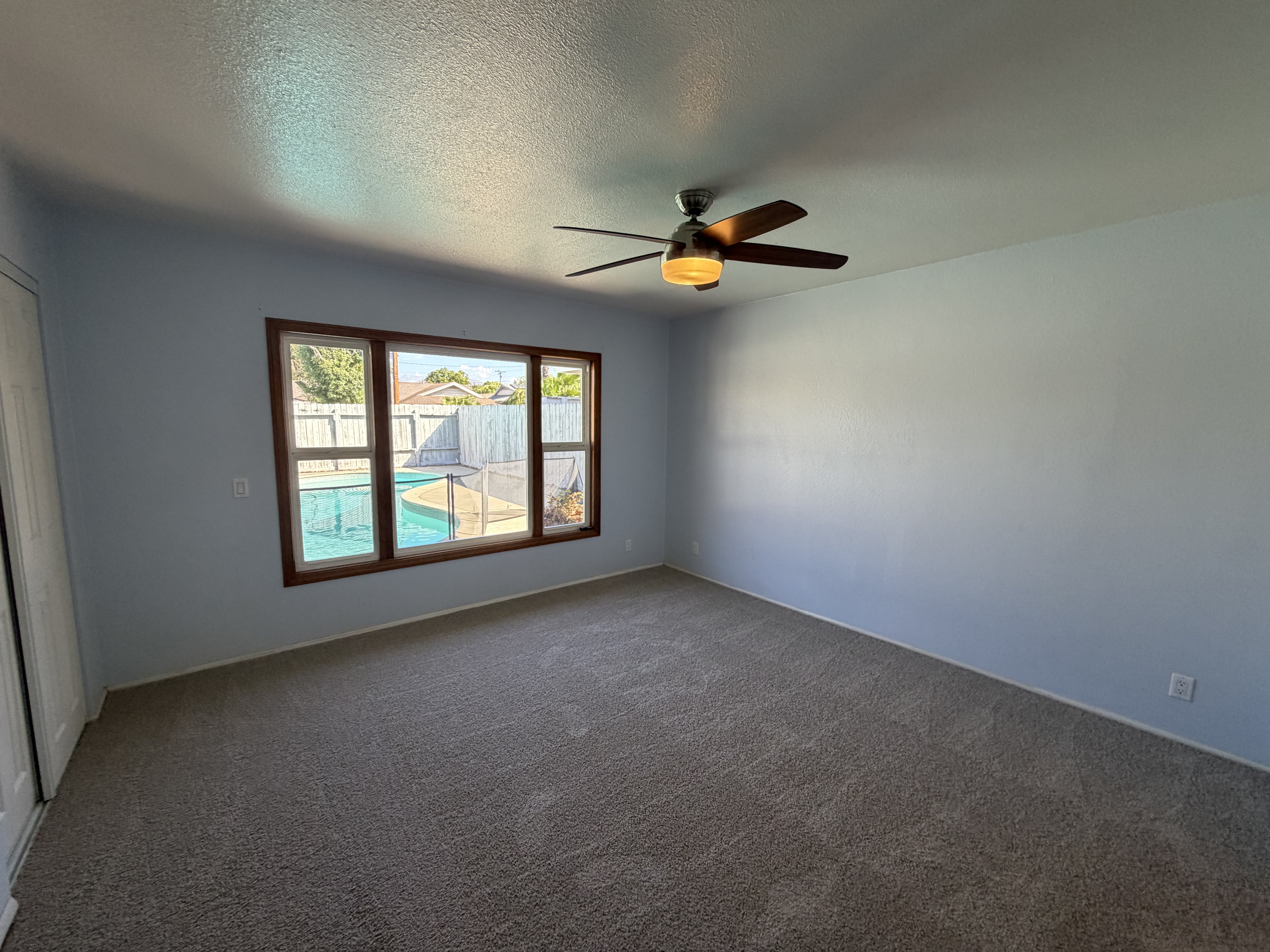 Photo 12 of 23 of 41219 Tava Ln, Hemet, CA