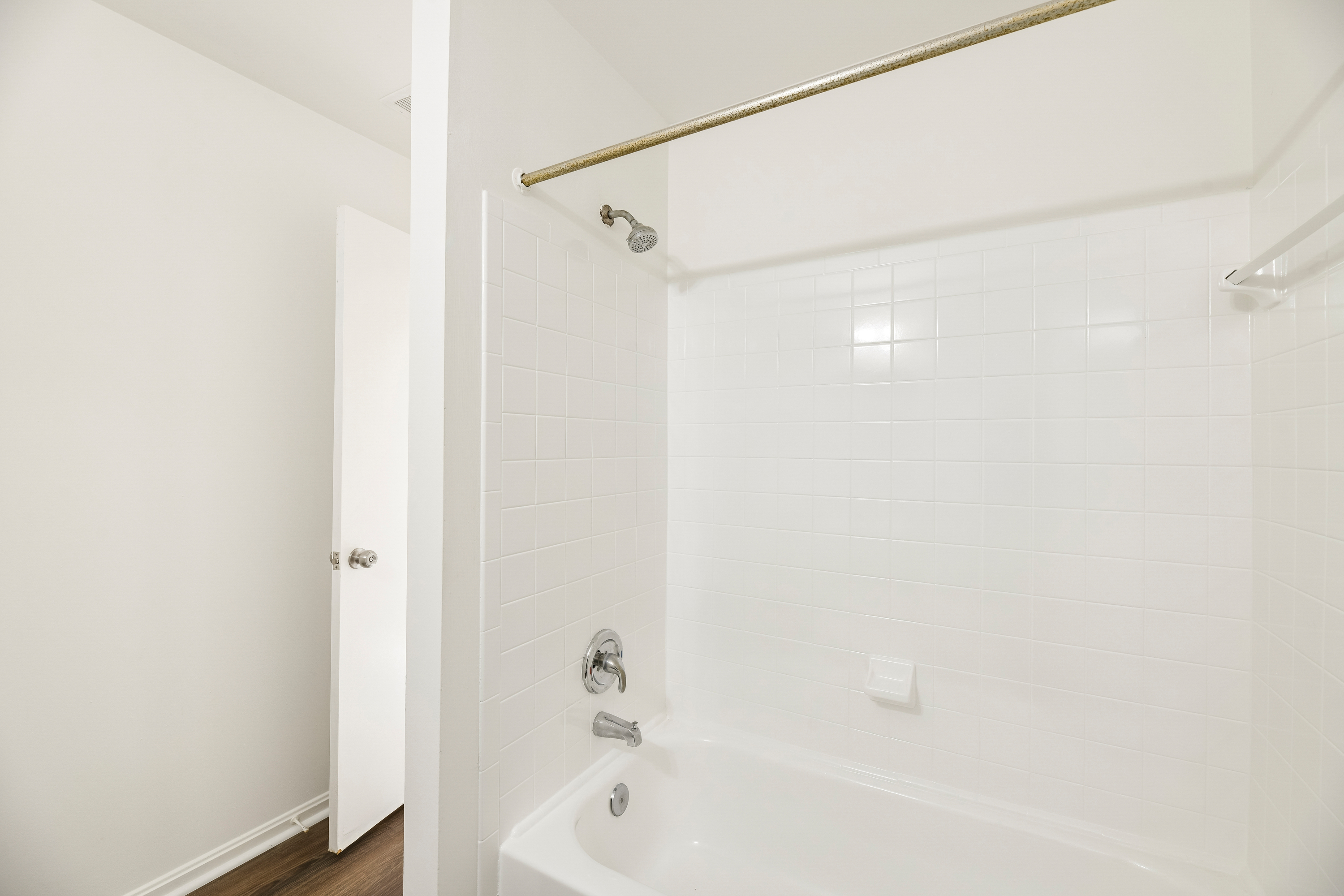 Photo 33 of 37 of 6866 Chasewood Cir, Centreville, VA