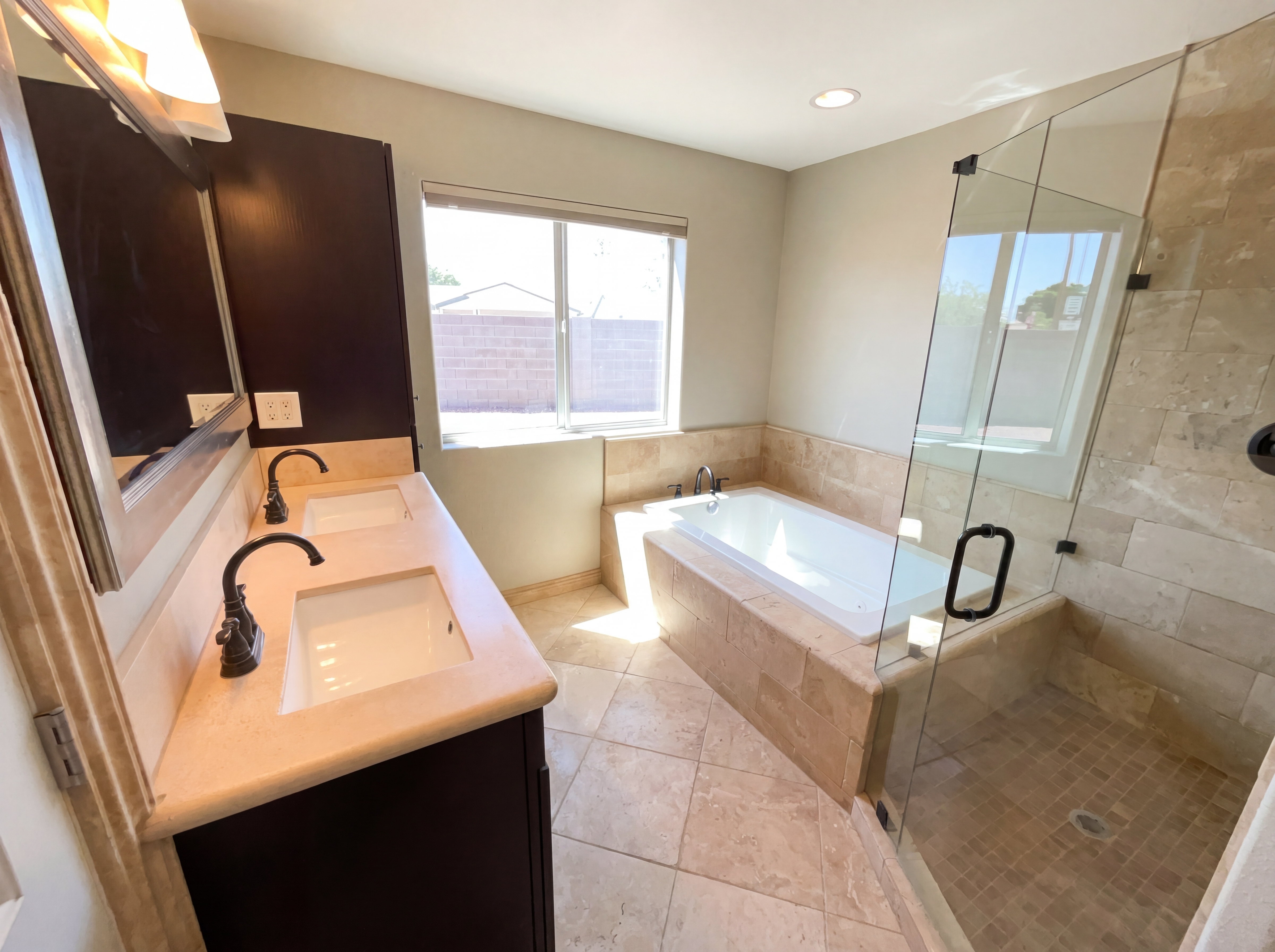 Photo 6 of 22 of 1359 S Almond Cir, Mesa, AZ