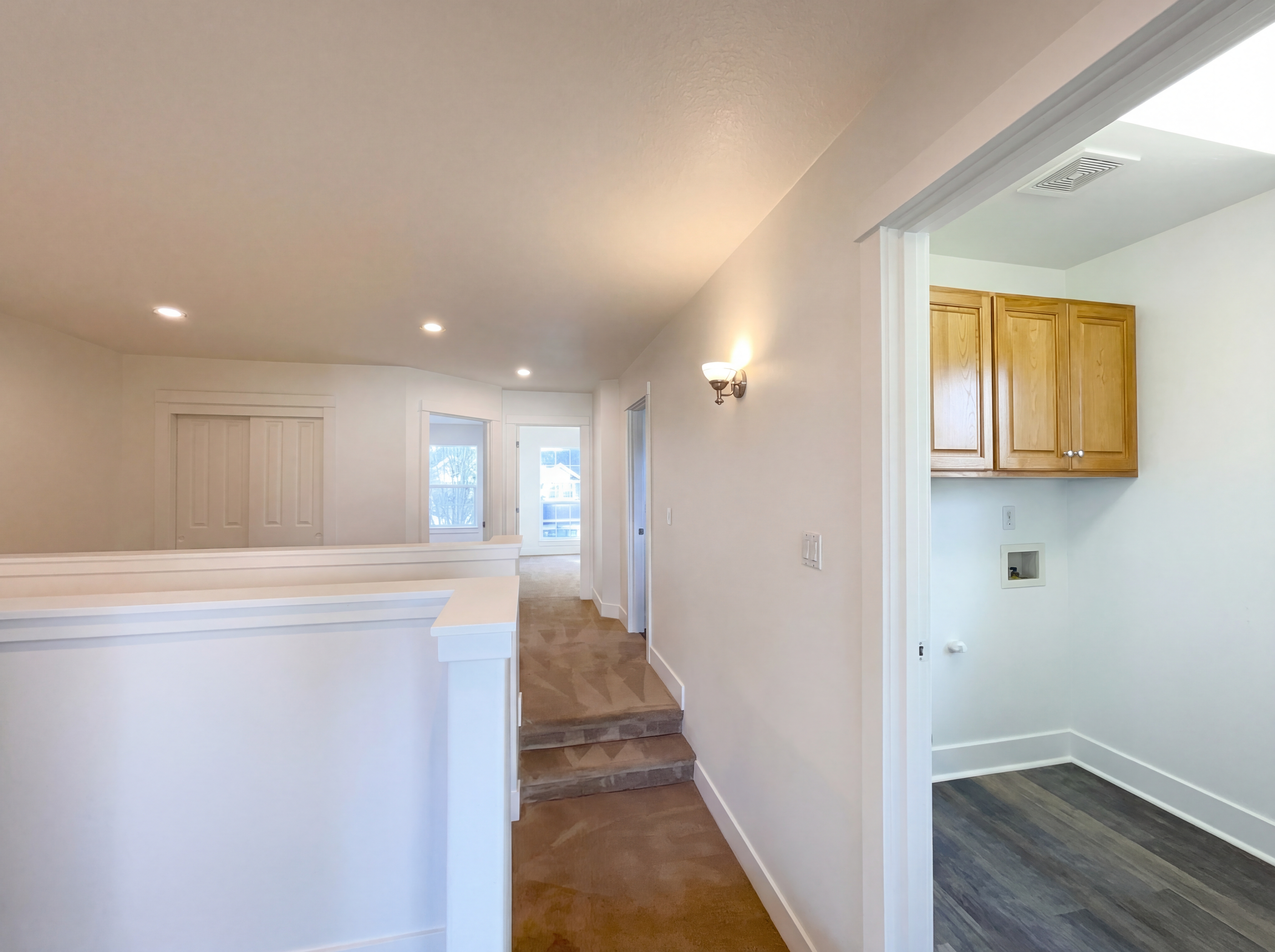 Photo 15 of 35 of 10989 SW Oneida St, Tualatin, OR