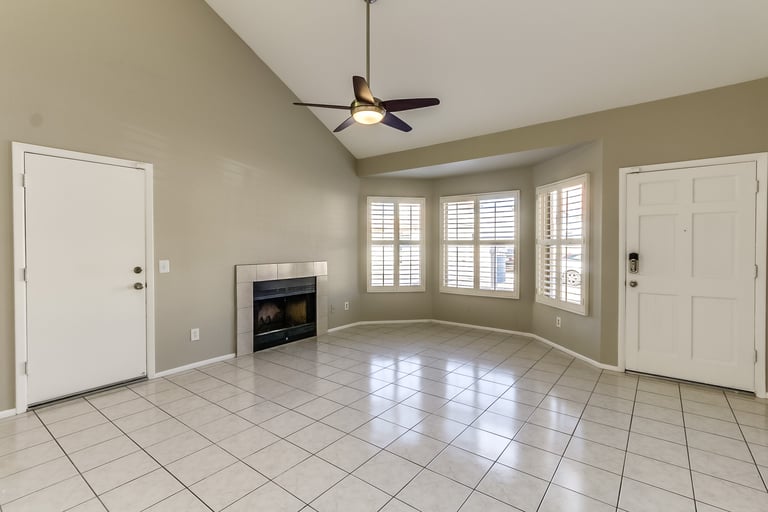 Photo 5 of 28 - 1741 E Geronimo St, Chandler, AZ 85225