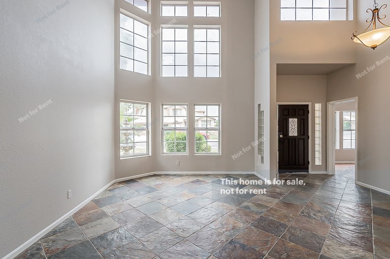 Photo 16 of 31 - 14818 S 25th Way, Phoenix, AZ 85048