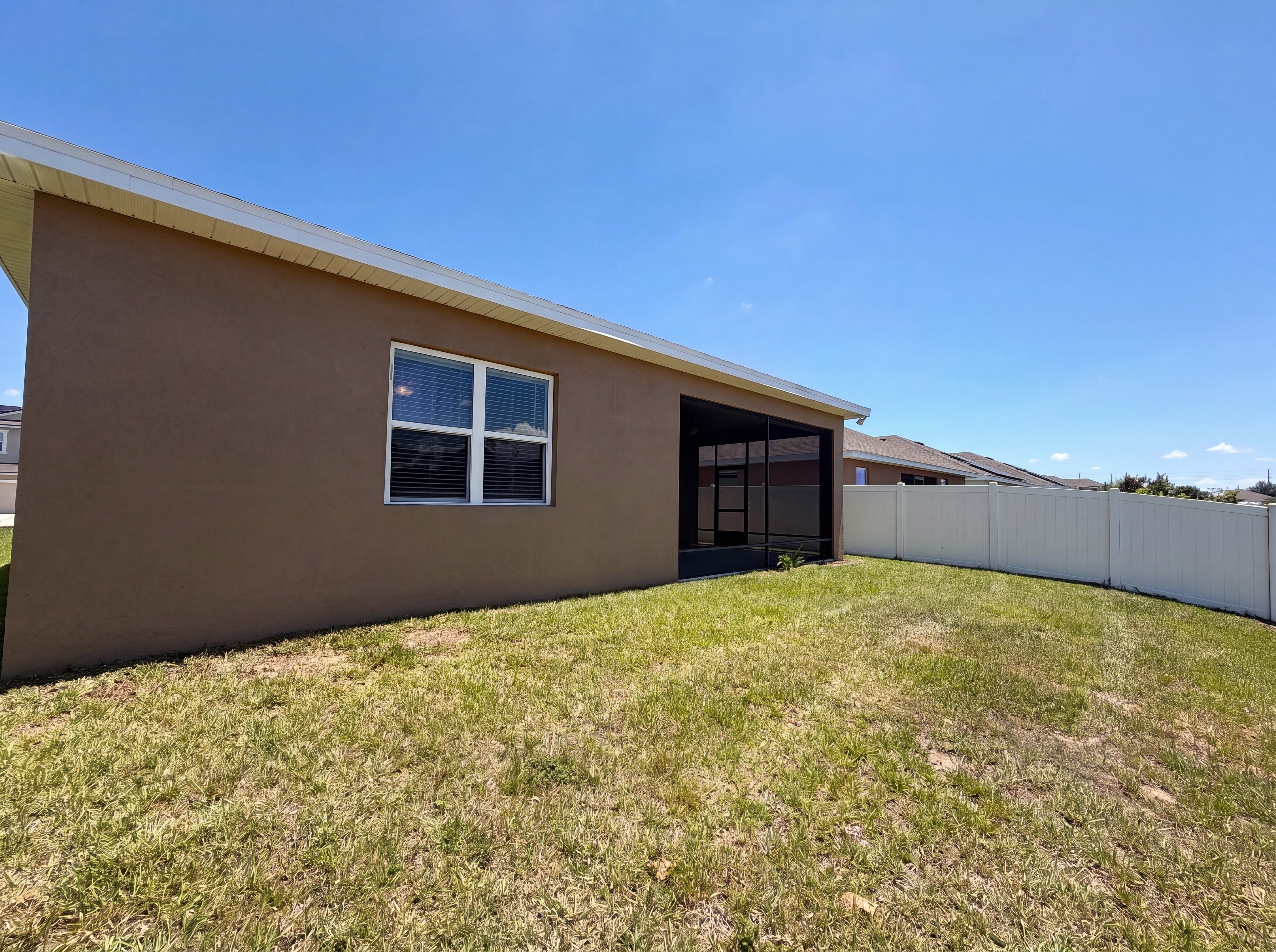 Photo 5 of 20 of 480 Buchannan Dr, Davenport, FL