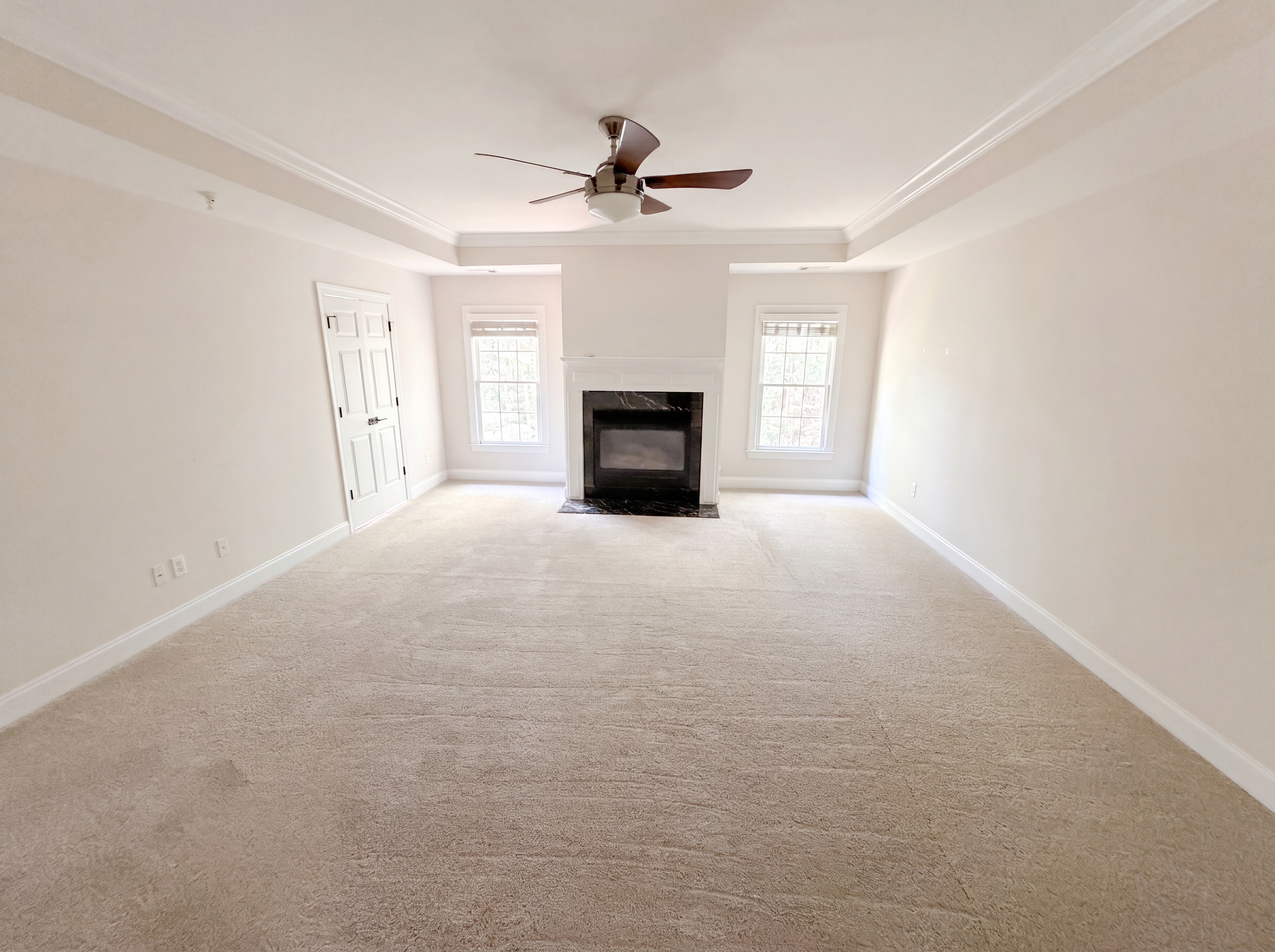 Photo 8 of 38 of 1231 Dunwoody Village Dr, Atlanta, GA