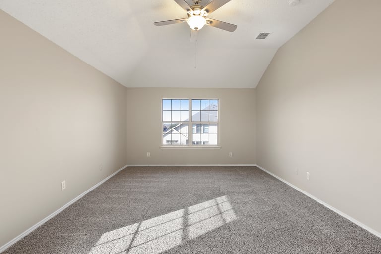 Photo 22 of 32 - 3553 Sedona Dr, Grand Prairie, TX 75052