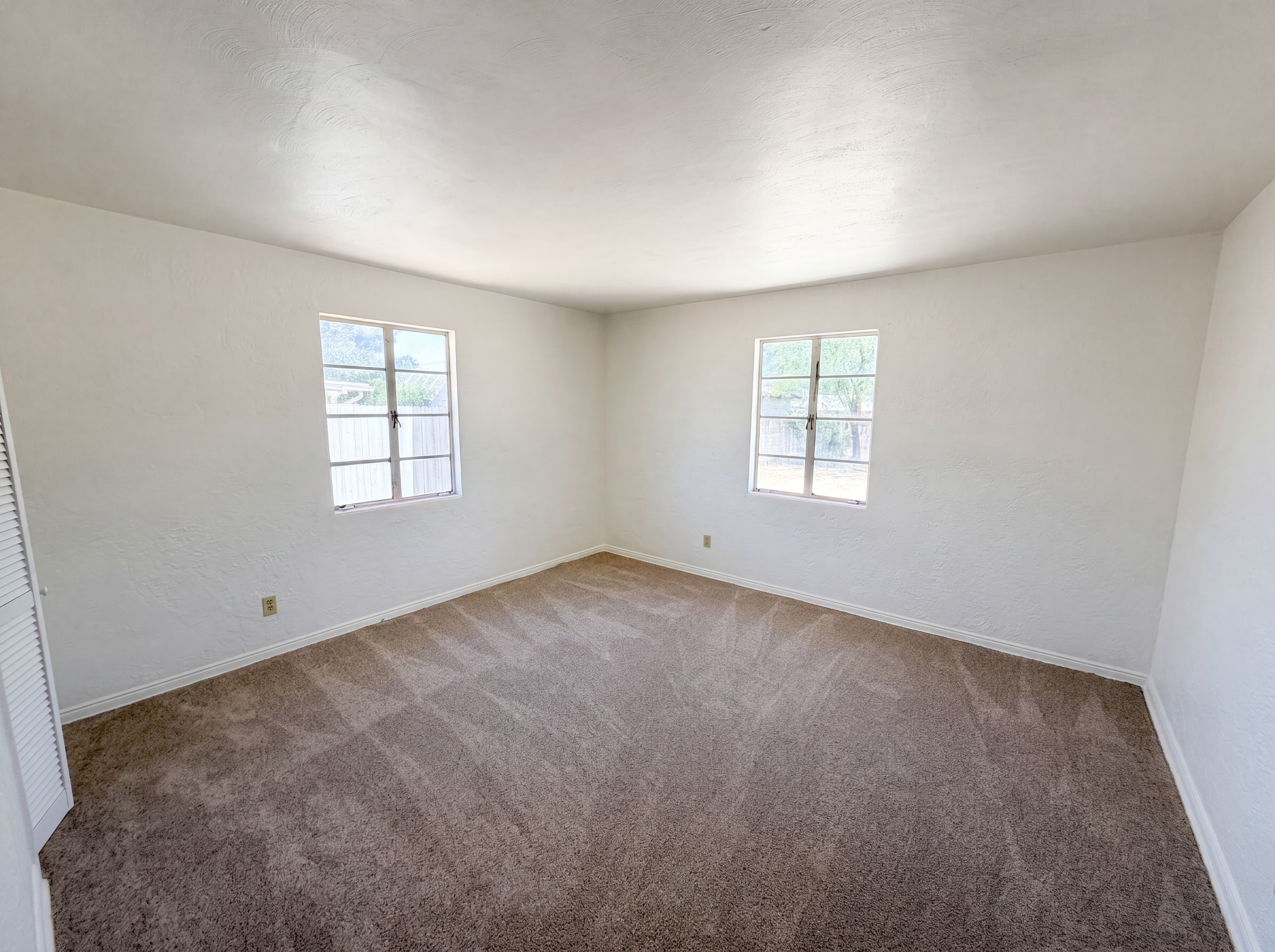 Photo 14 of 22 of 457 E Pastime Rd, Tucson, AZ