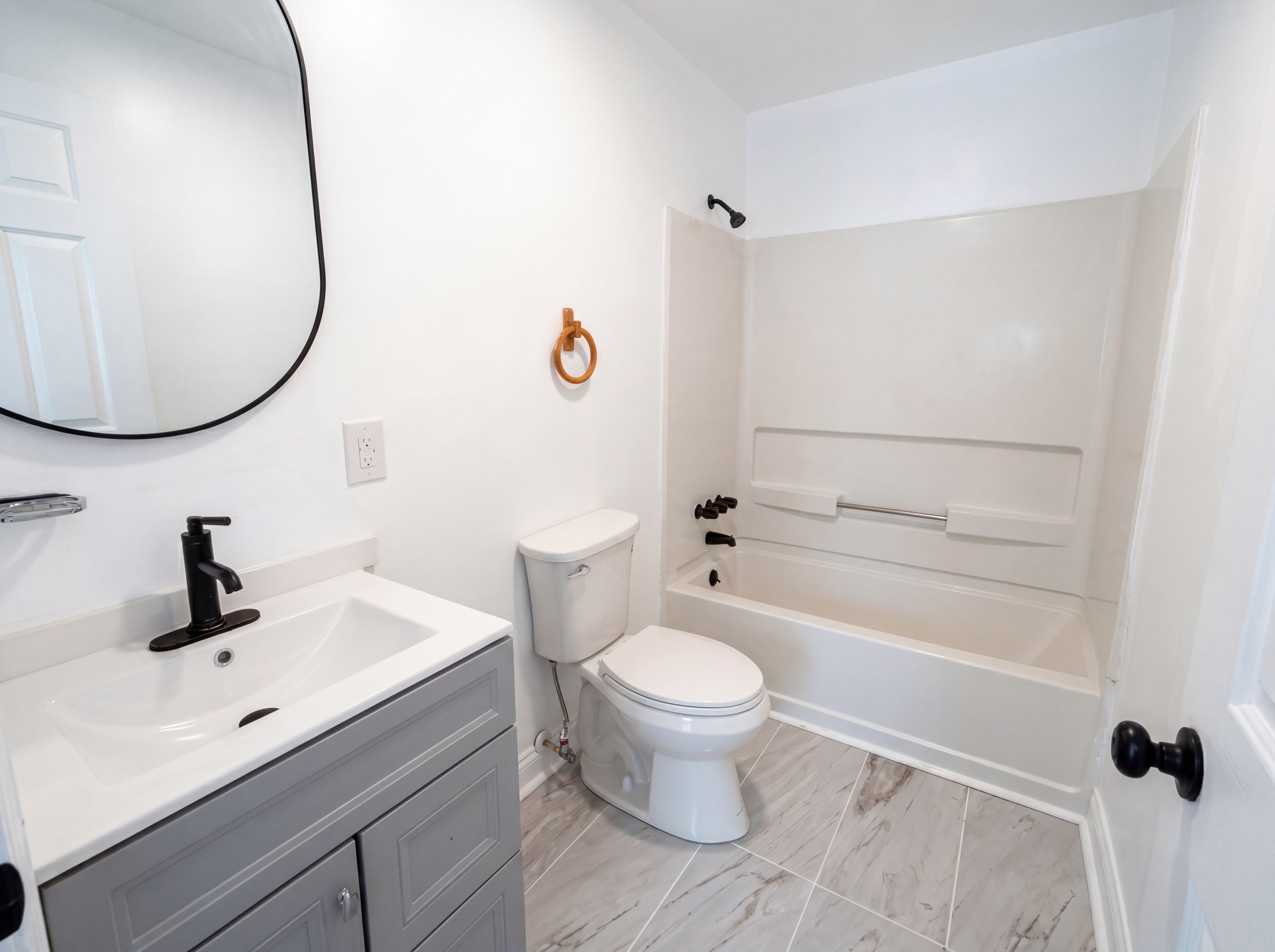 Photo 10 of 18 of 410 Madison St, Roanoke Rapids, NC