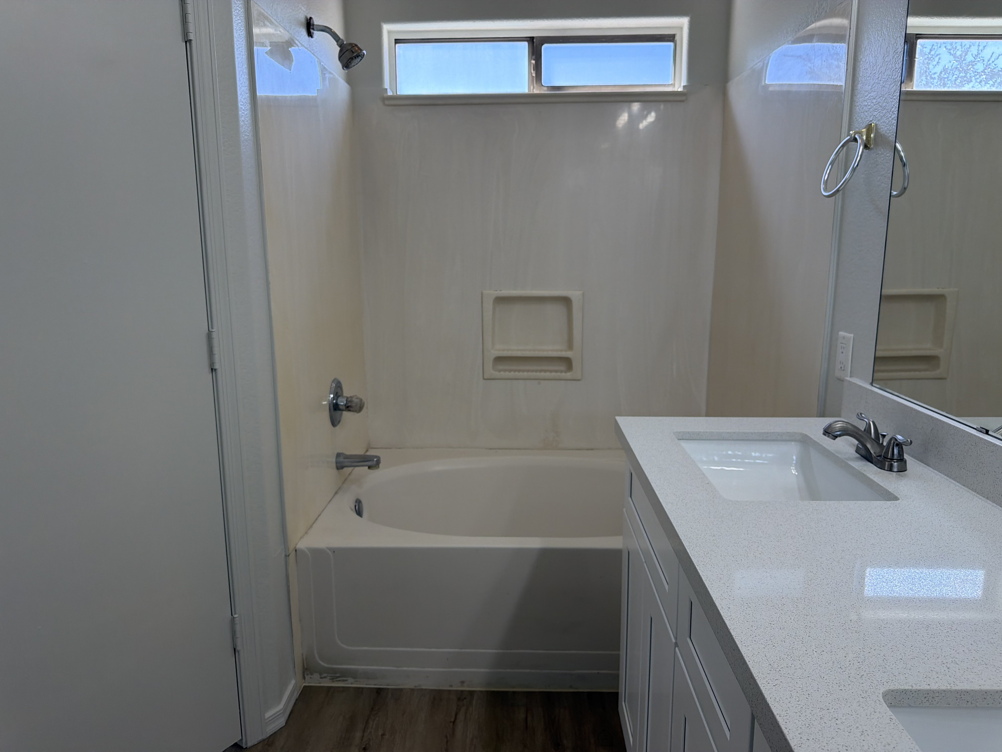 Photo 8 of 15 of 5910 N 78th Dr, Glendale, AZ