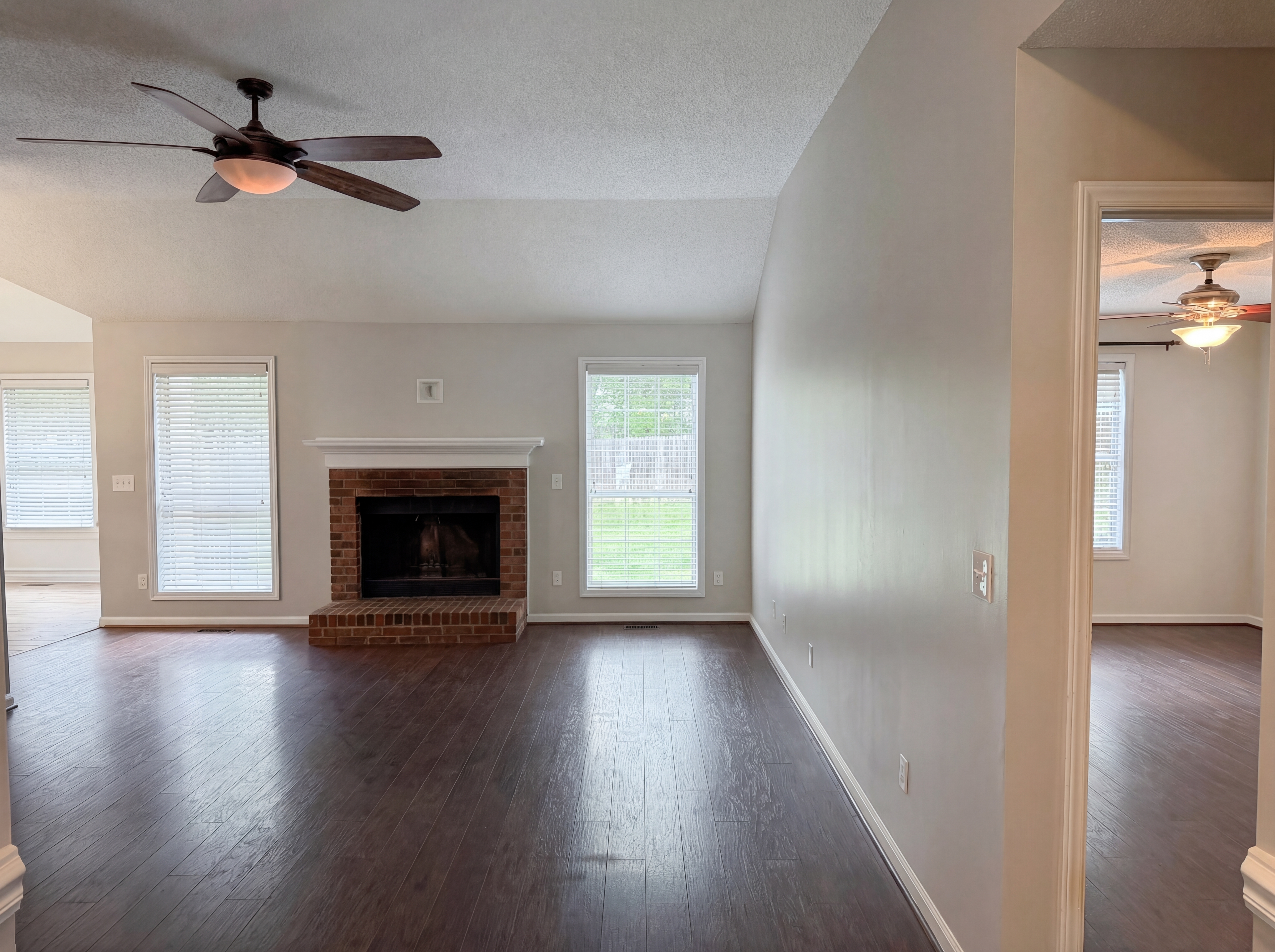 Photo 6 of 22 of 206 Gleneagle Cir, Irmo, SC