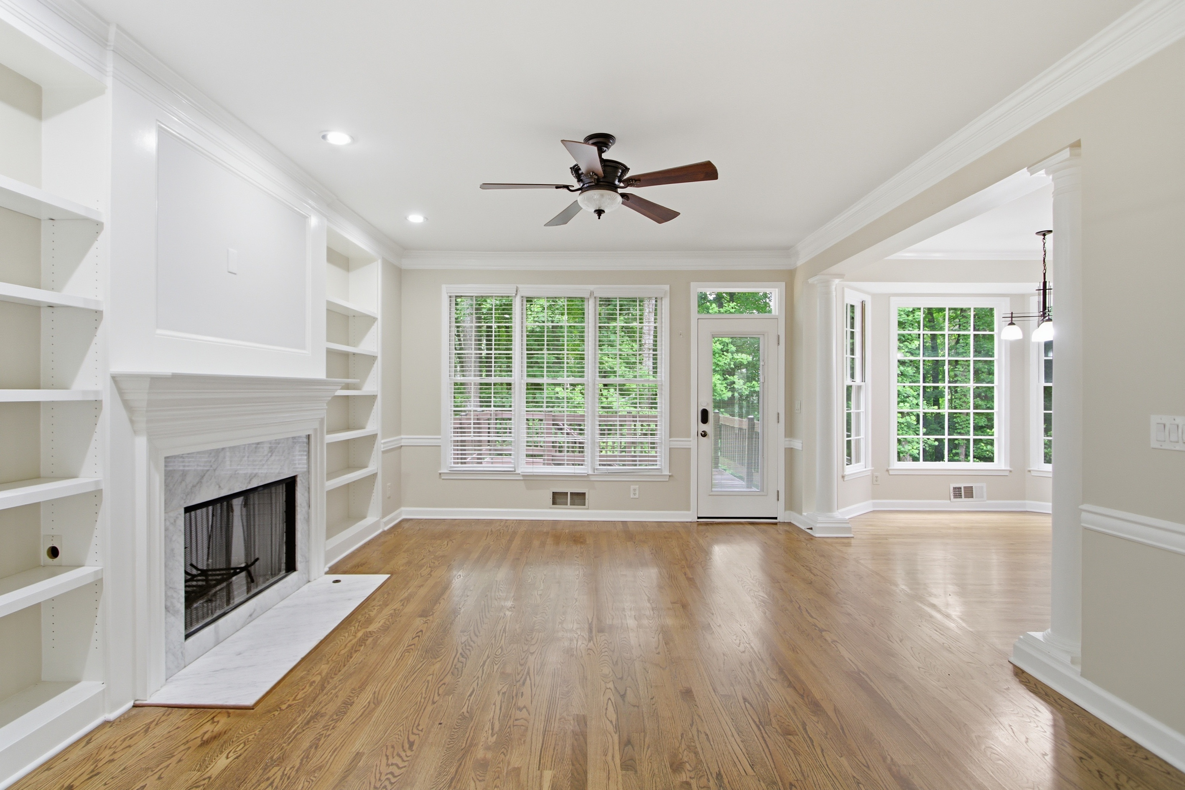 Photo 11 of 47 of 11715 Dunhill Place Dr, Johns Creek, GA