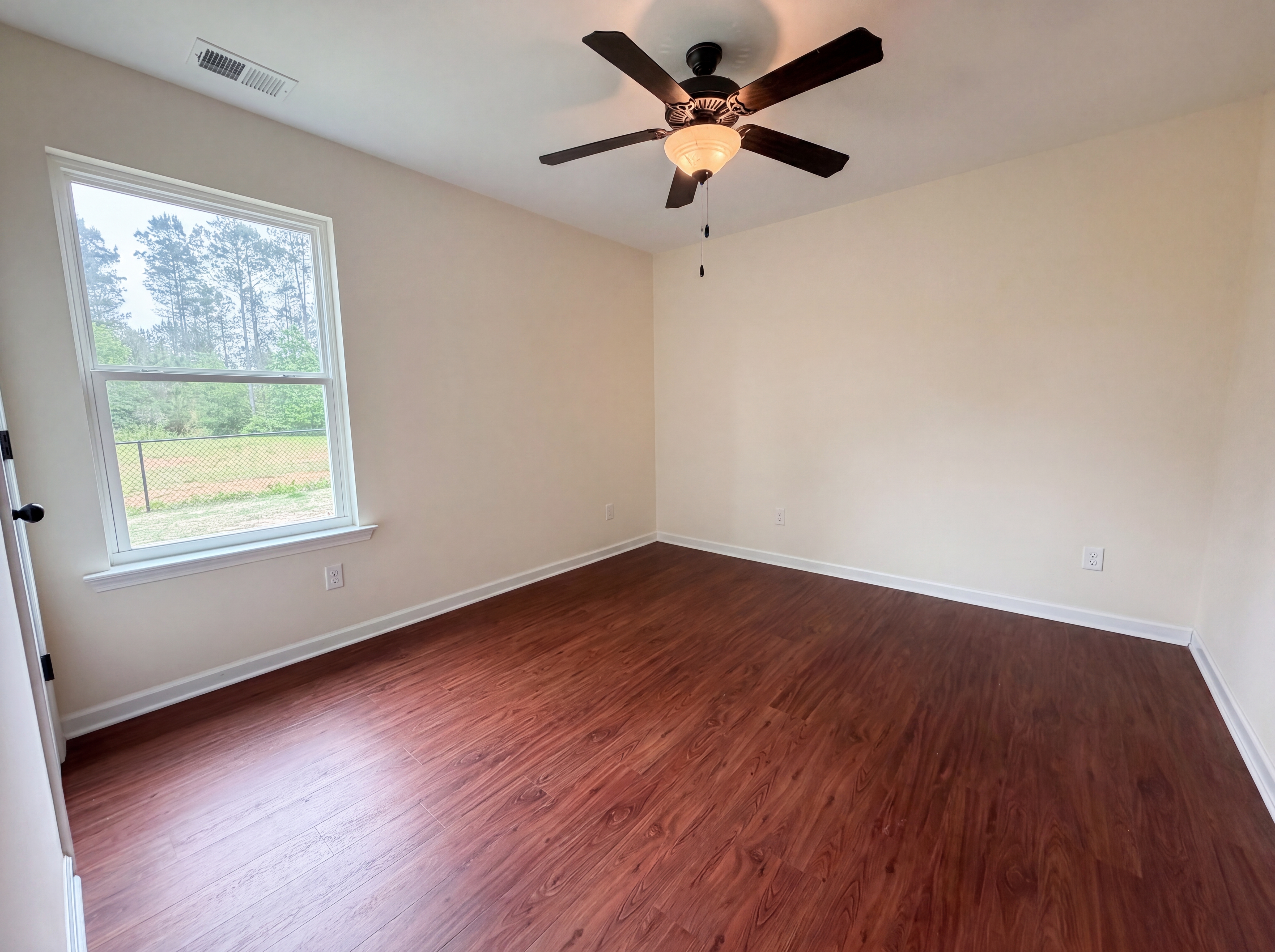 Photo 16 of 20 of 700 Magnolia Crest Ct, Odenville, AL