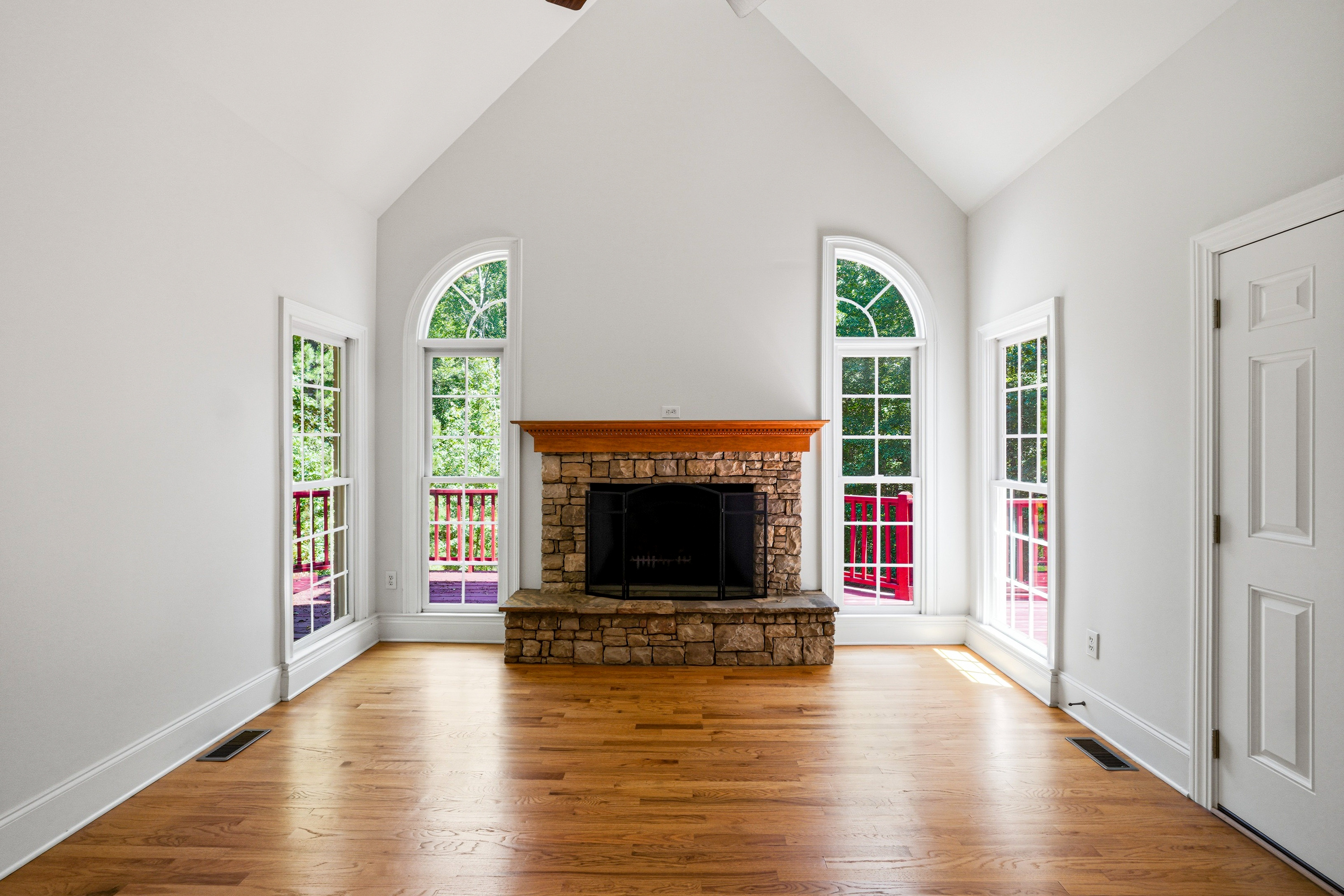Photo 10 of 67 of 65 Tanglewood Rd, Newnan, GA