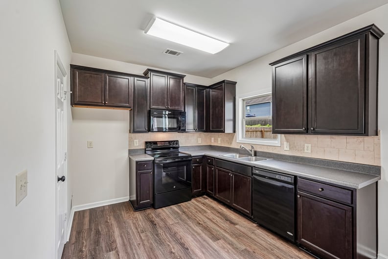 Property photo 2 of 1151 Glenwyck Dr