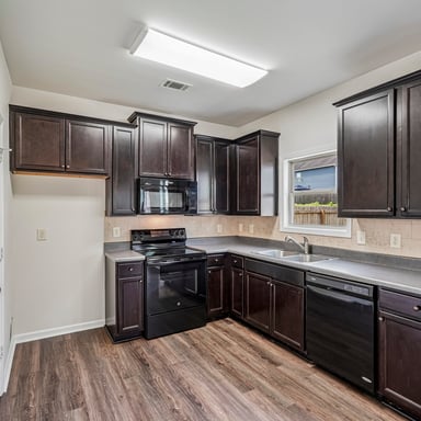 Property photo 2 of 1151 Glenwyck Dr