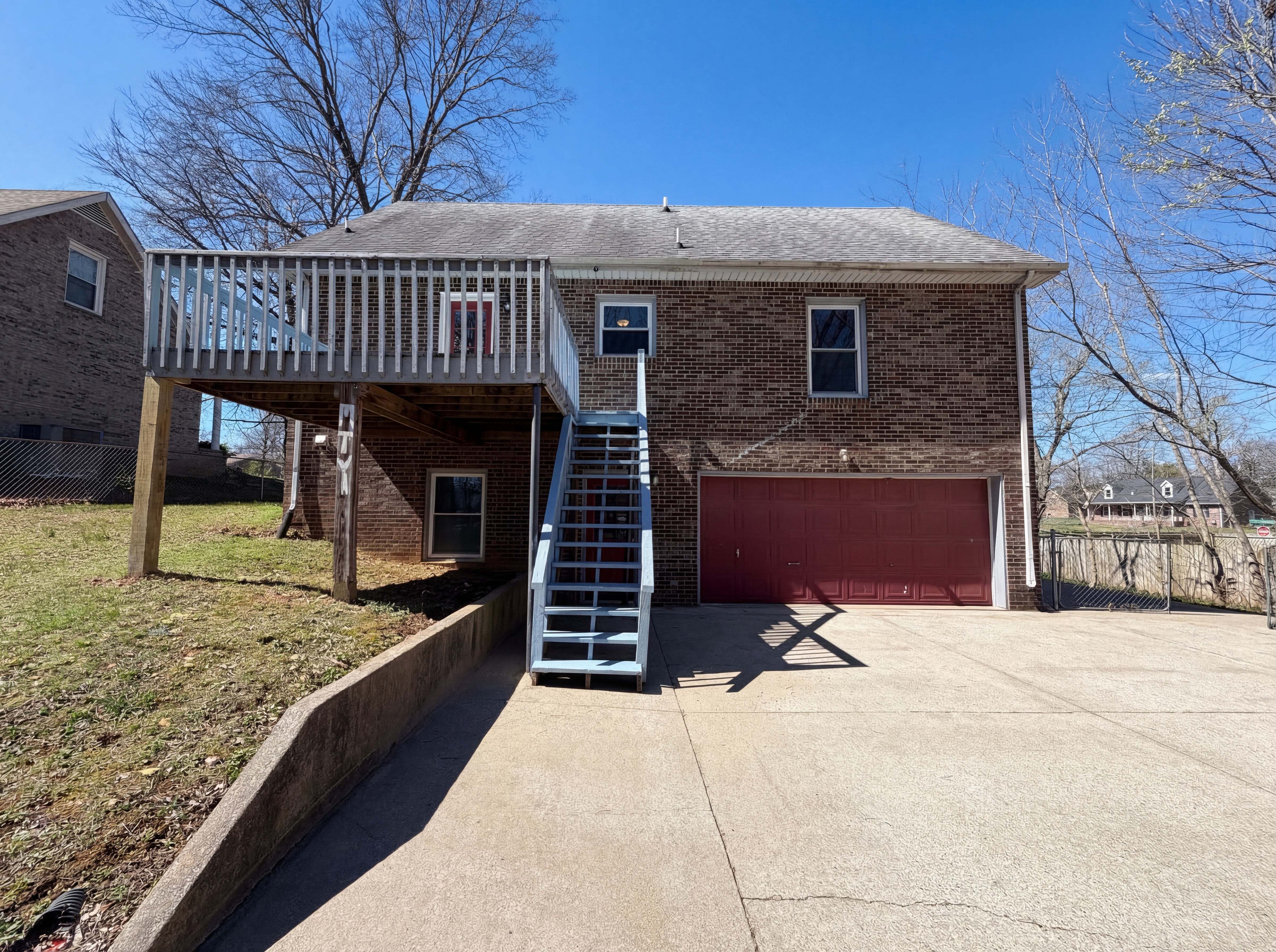 Photo 5 of 23 of 1157 Woodbridge Dr, Clarksville, TN