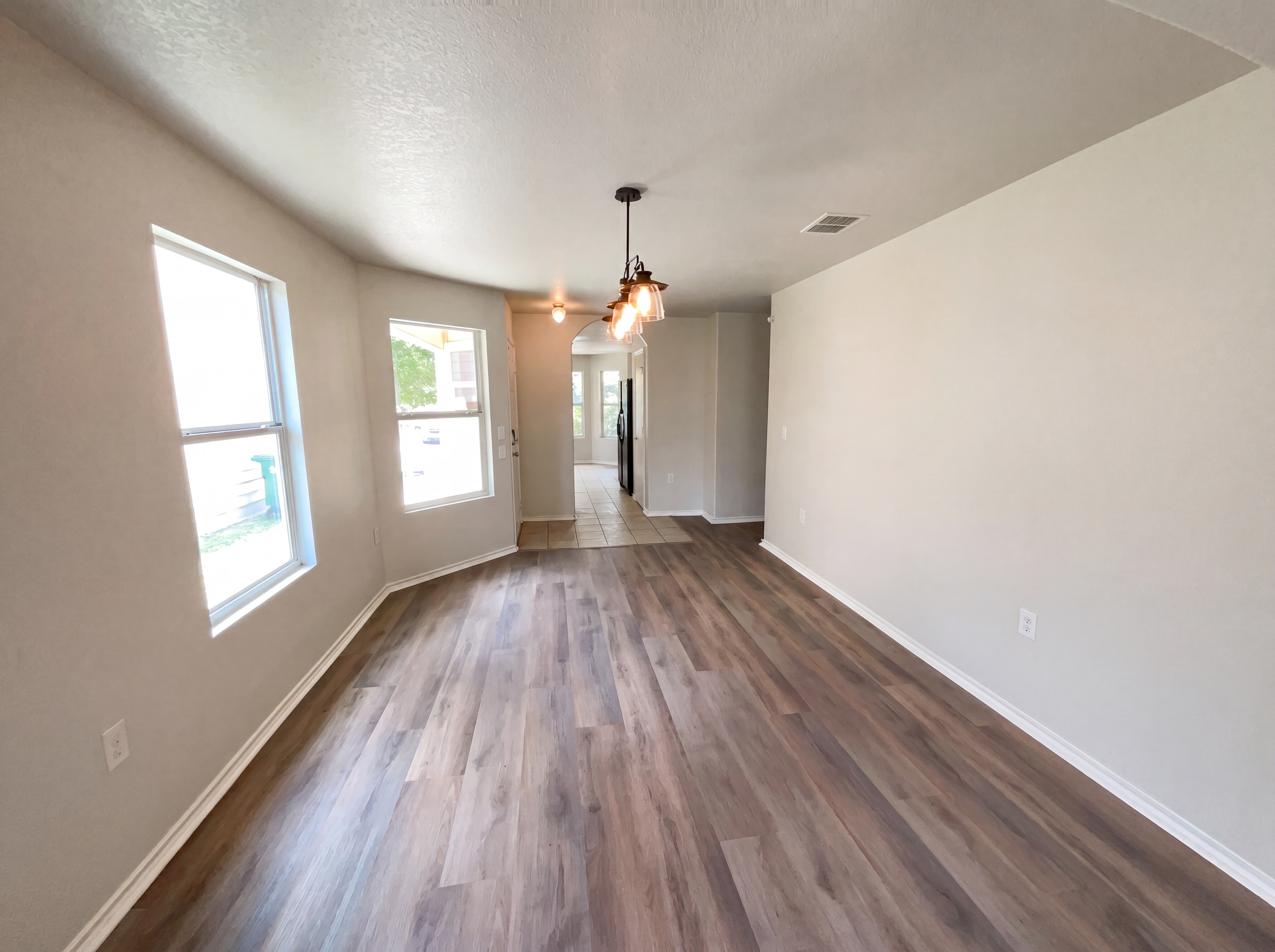 Photo 6 of 20 of 8906 Mission Brook, San Antonio, TX