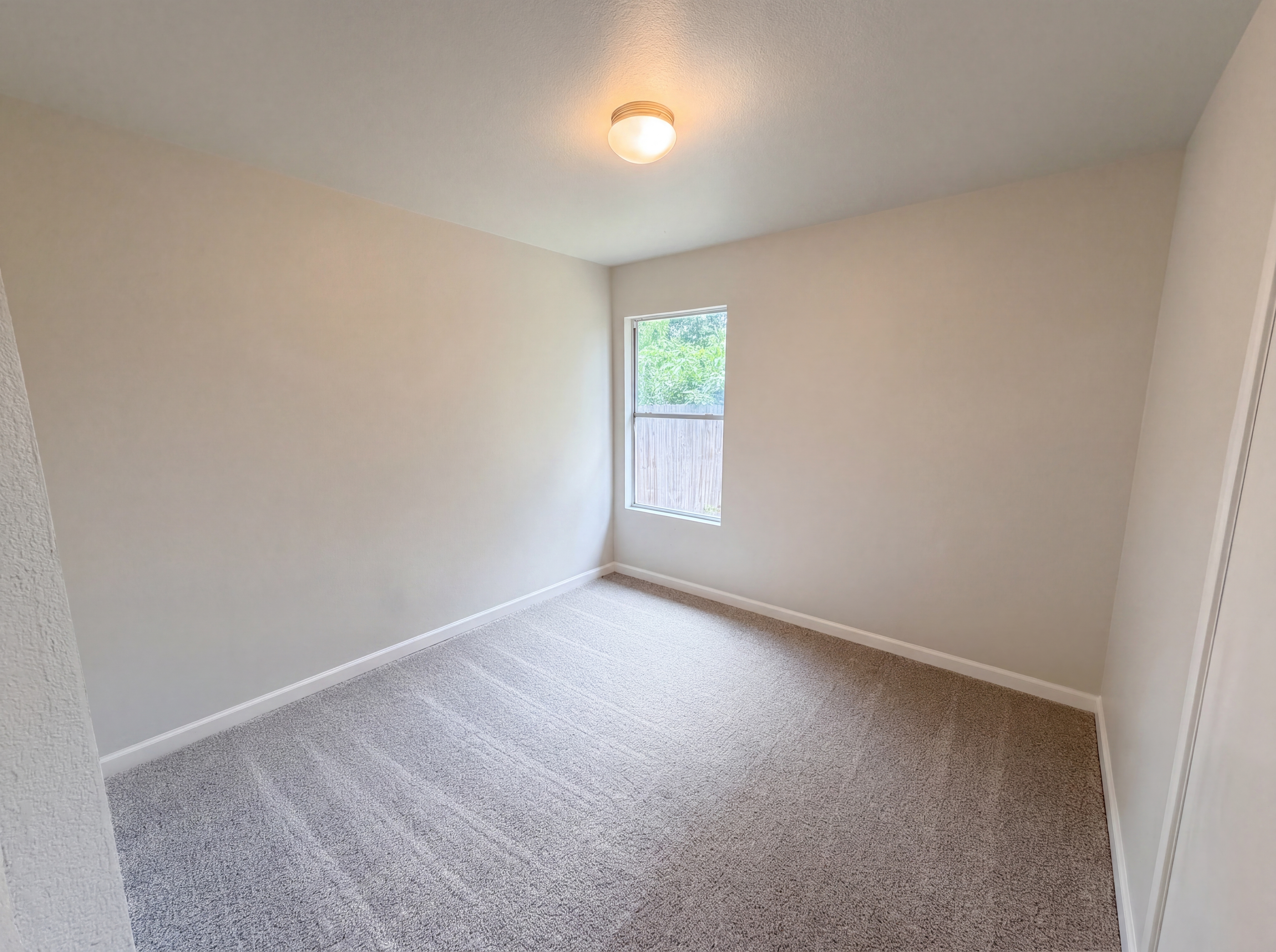 Photo 11 of 25 of 8849 Sun Haven Way, Fort Worth, TX