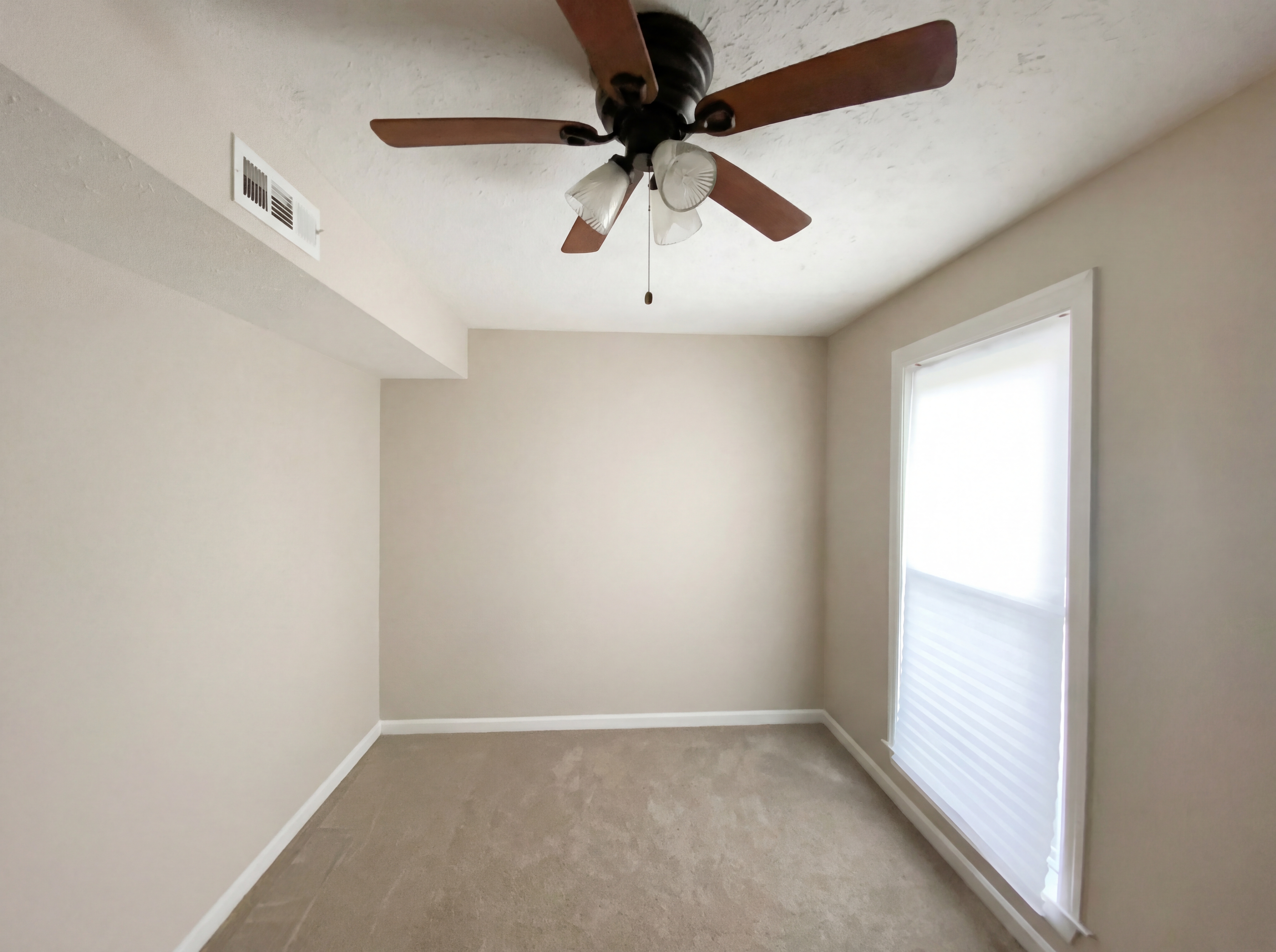 Photo 18 of 27 of 1221 Dalraida Rd, Montgomery, AL