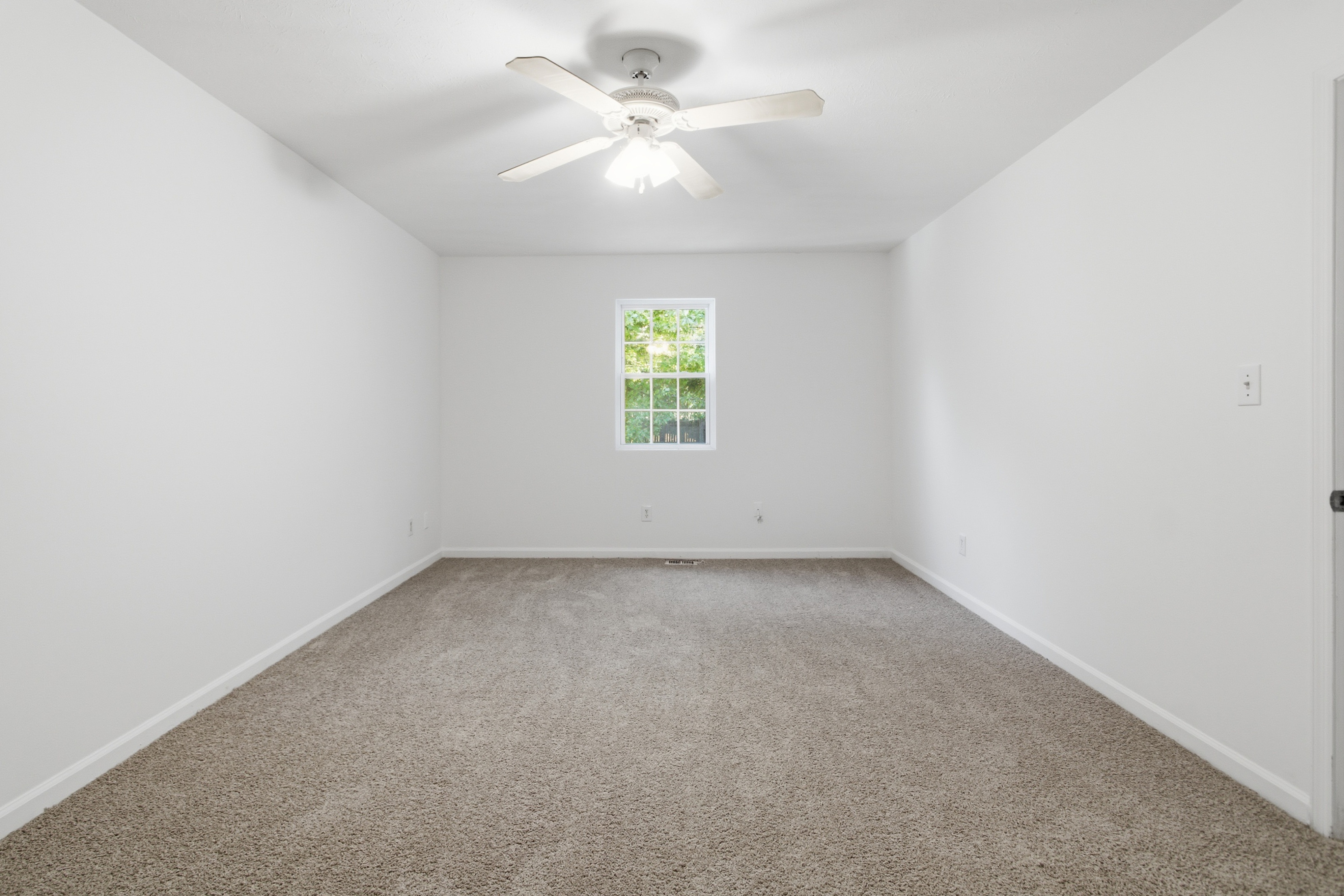 Photo 17 of 24 of 8544 Westchester Dr, Douglasville, GA