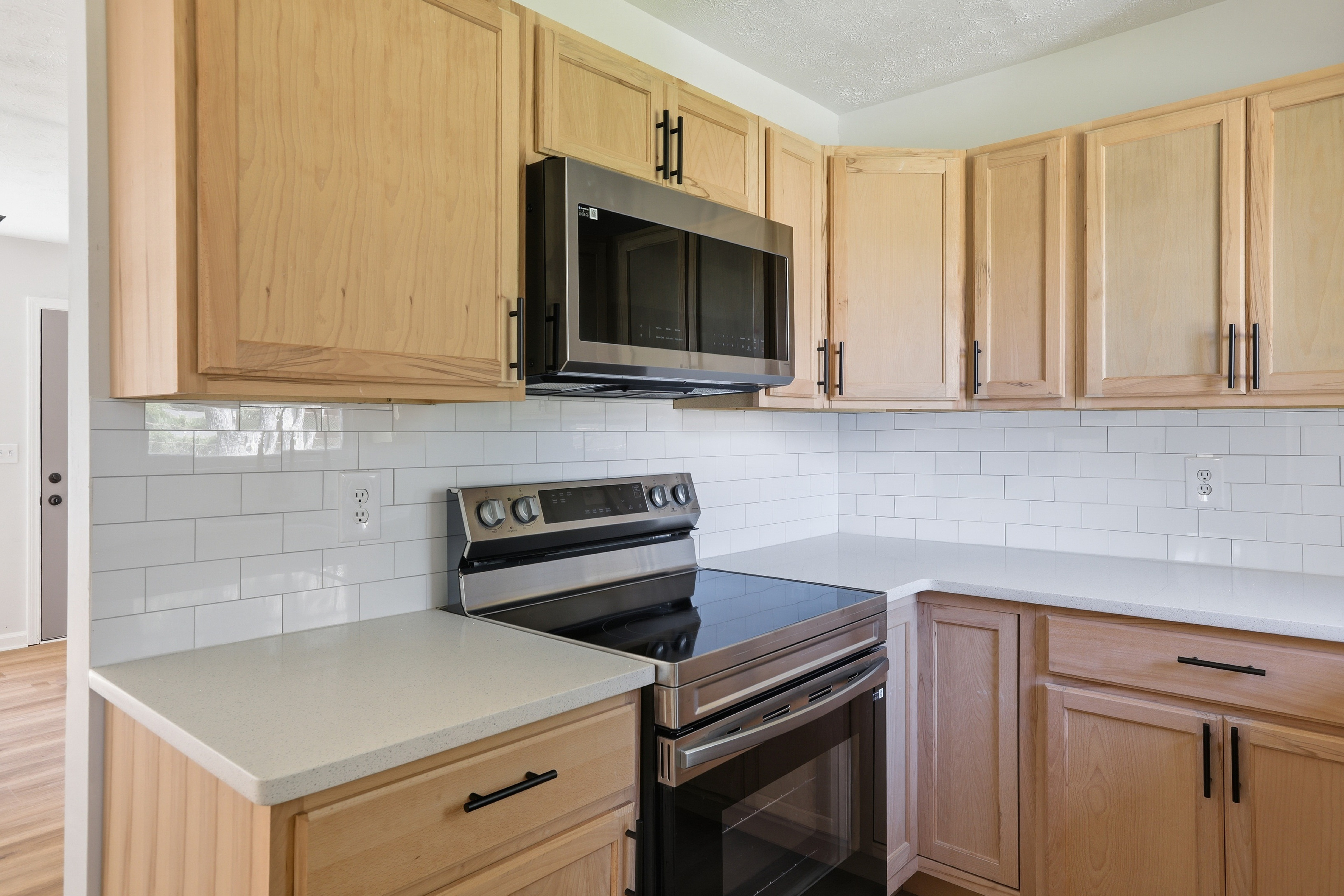 Photo 10 of 24 of 5734 Hill Rd, Powder Springs, GA