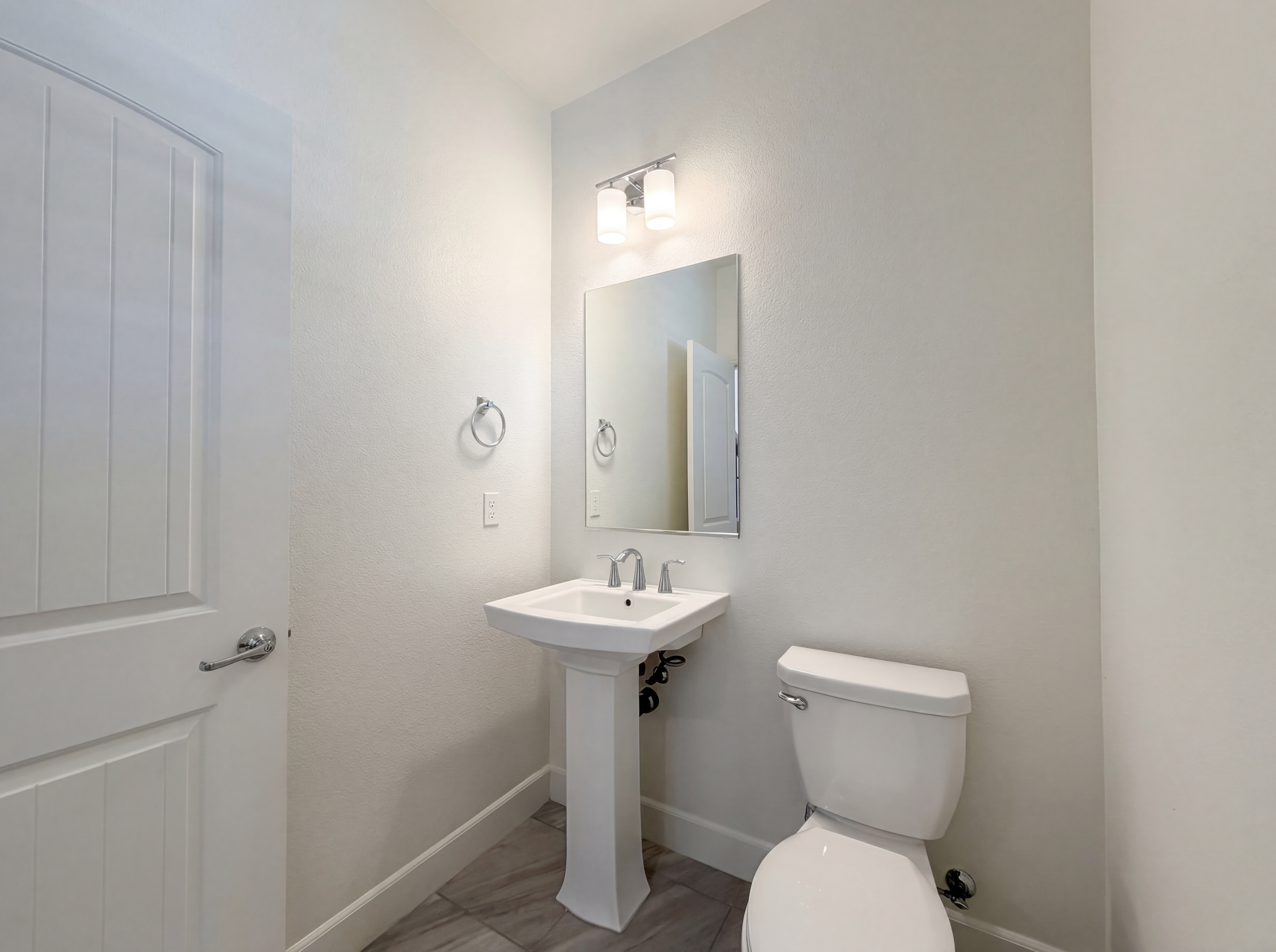 Photo 10 of 42 of 8778 Encore Way, Elk Grove, CA