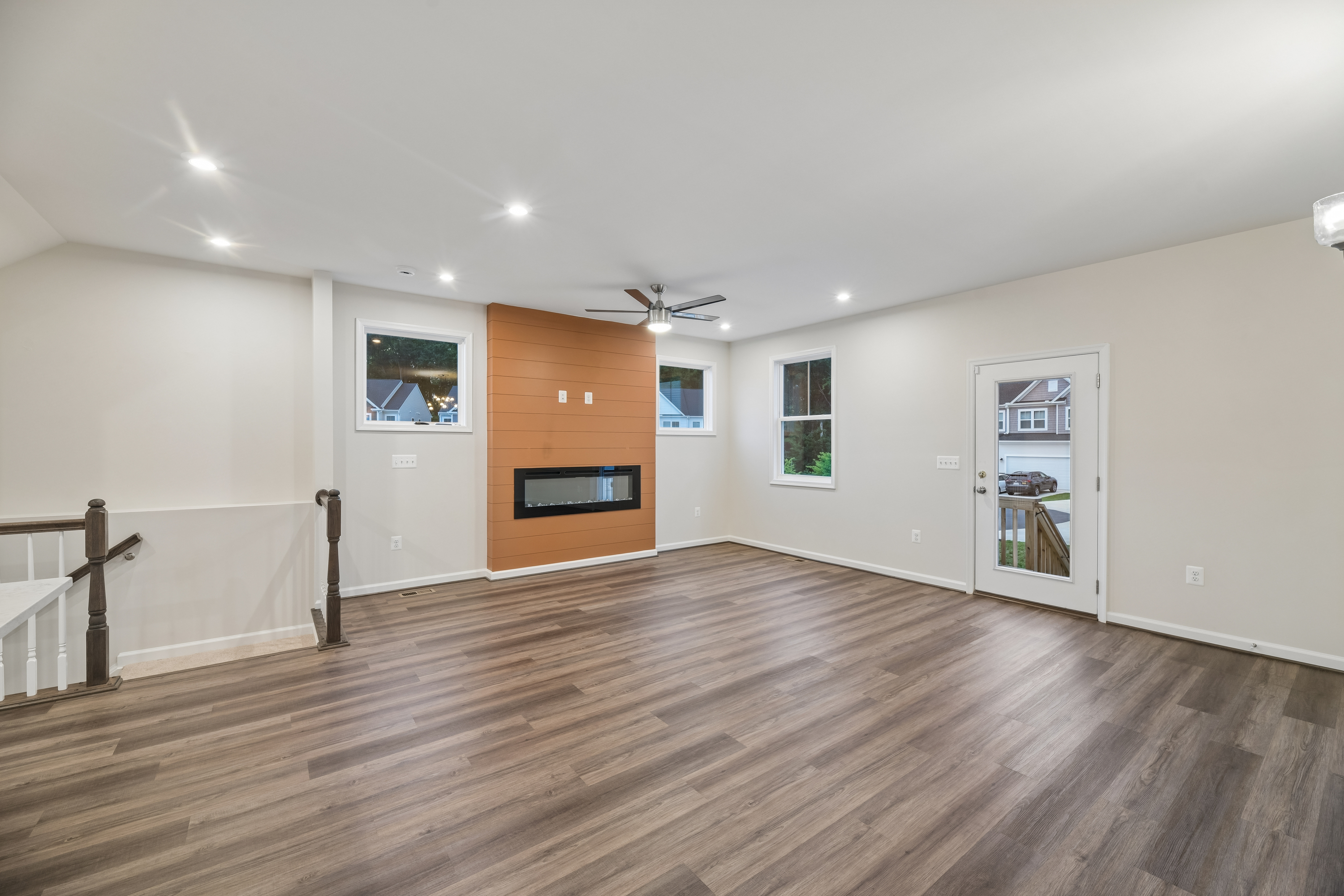 Photo 9 of 36 of 6511 Wild Orchid Ct, Fredericksburg, VA