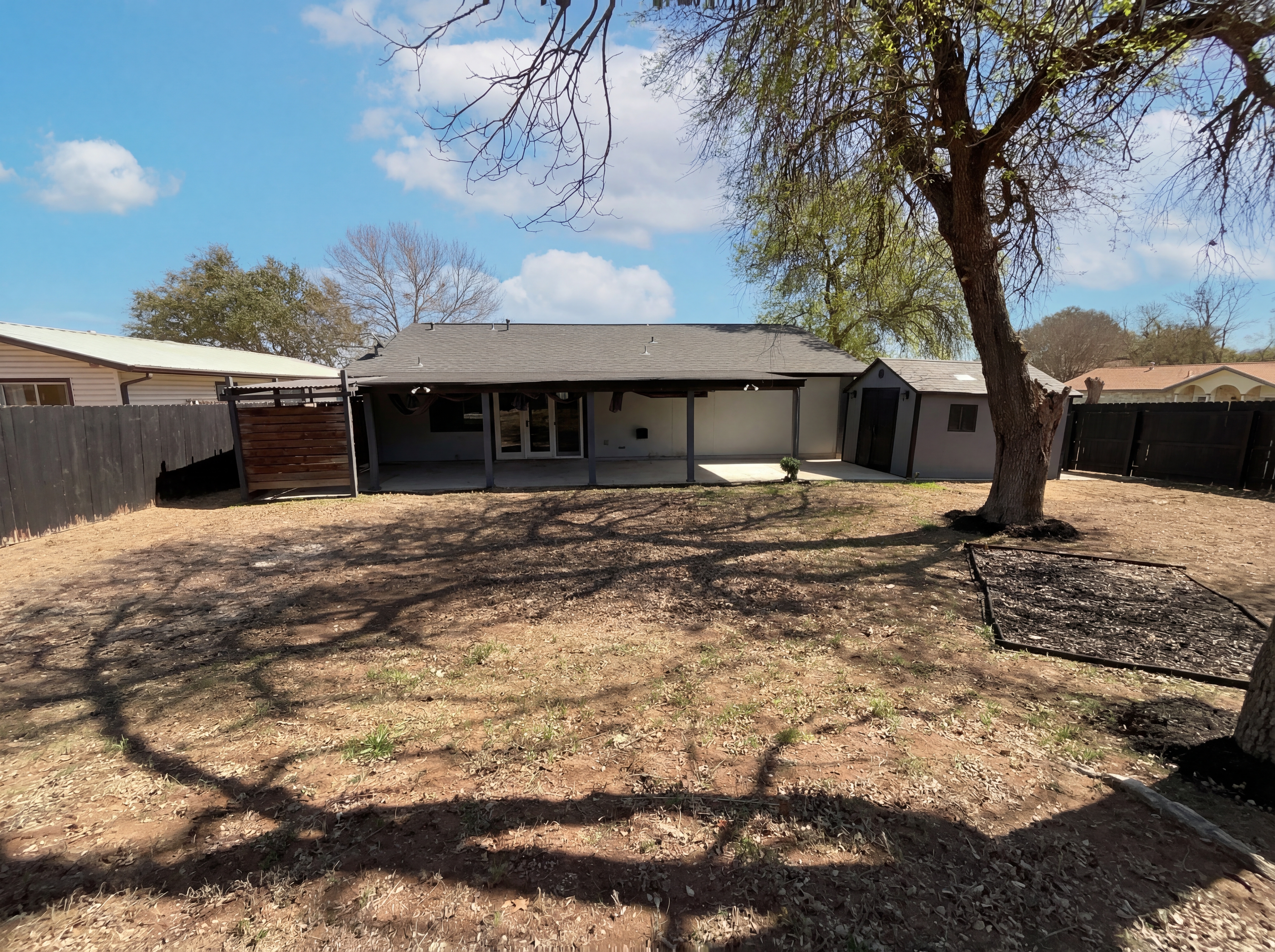 Photo 5 of 18 of 7913 Dry Canyon Trl, Live Oak, TX