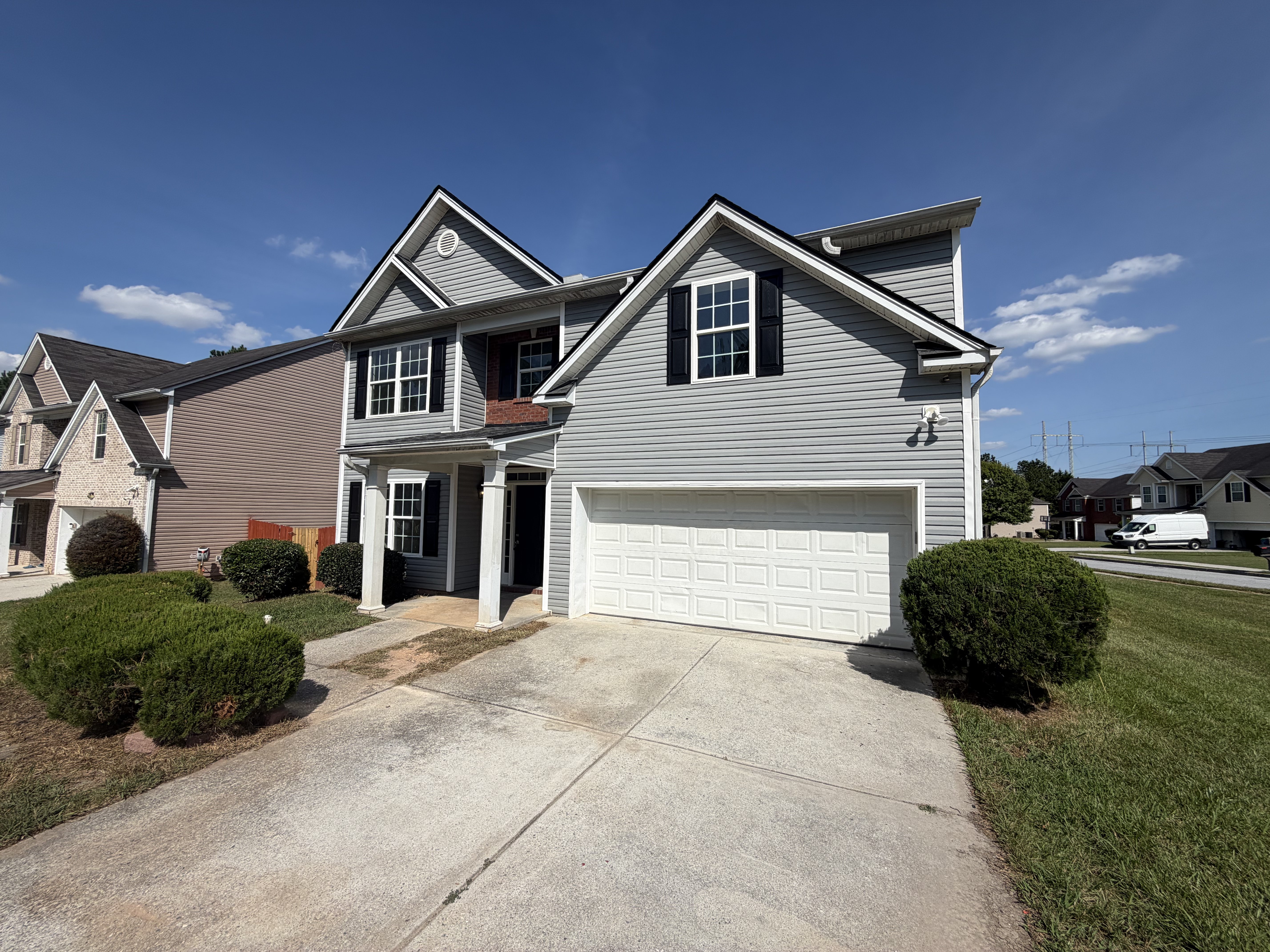 Photo 16 of 19 of 7402 Walton Hl, Fairburn, GA