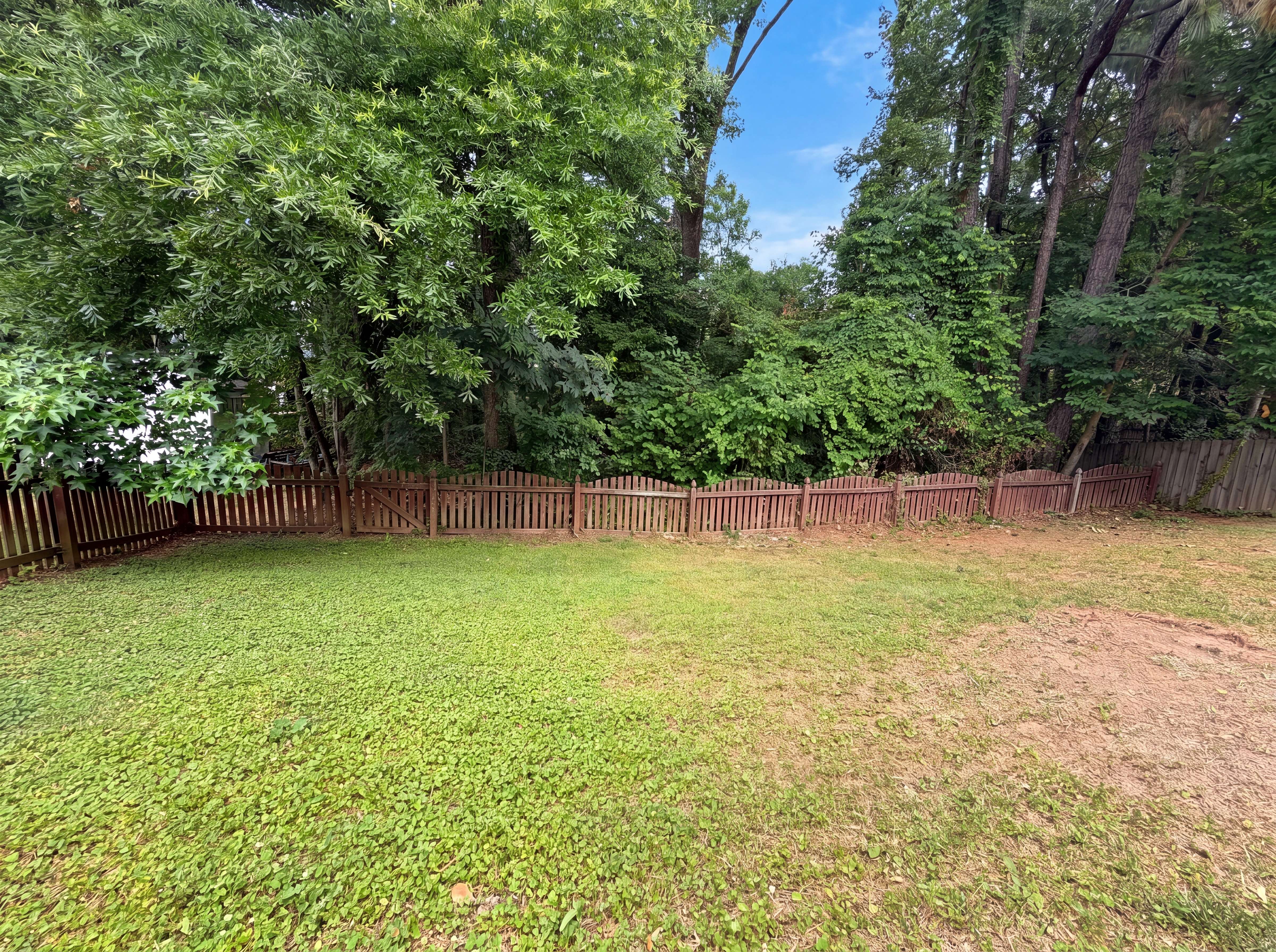 Photo 19 of 21 of 128 Morena Dr, Holly Springs, NC