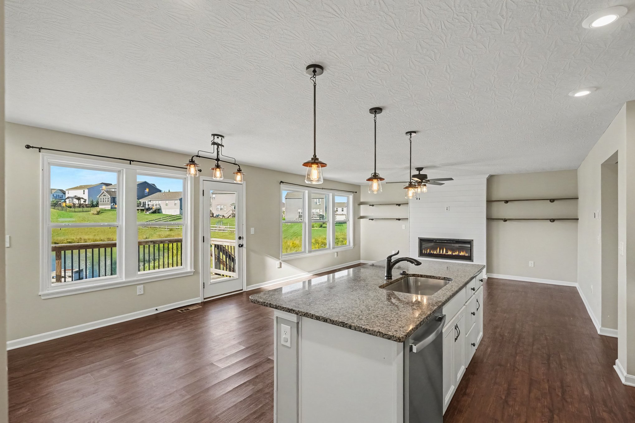 Photo 7 of 17 of 2115 Gray Ct, Hebron, KY