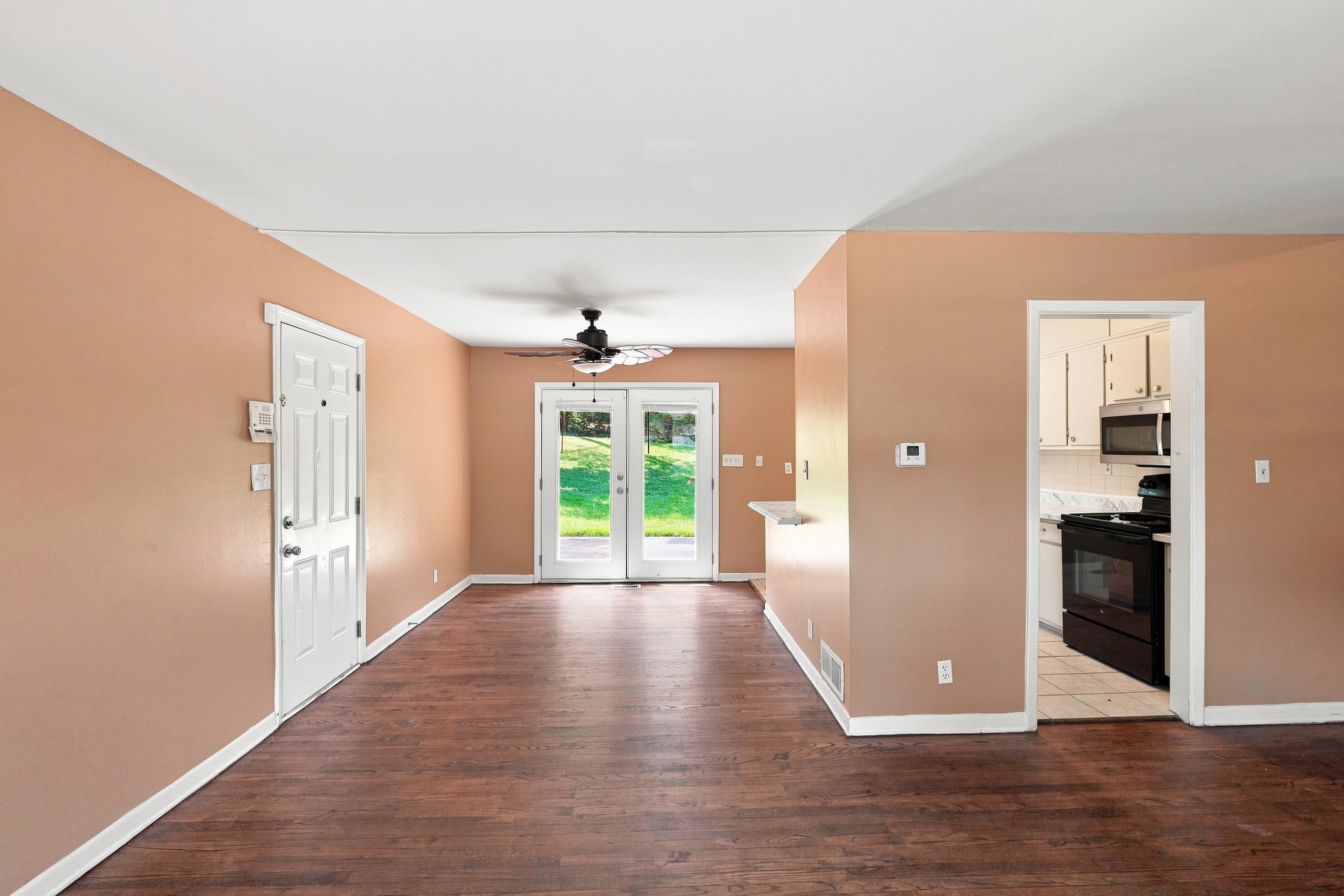 Photo 8 of 34 of 3713 Elkridge Dr, Decatur, GA
