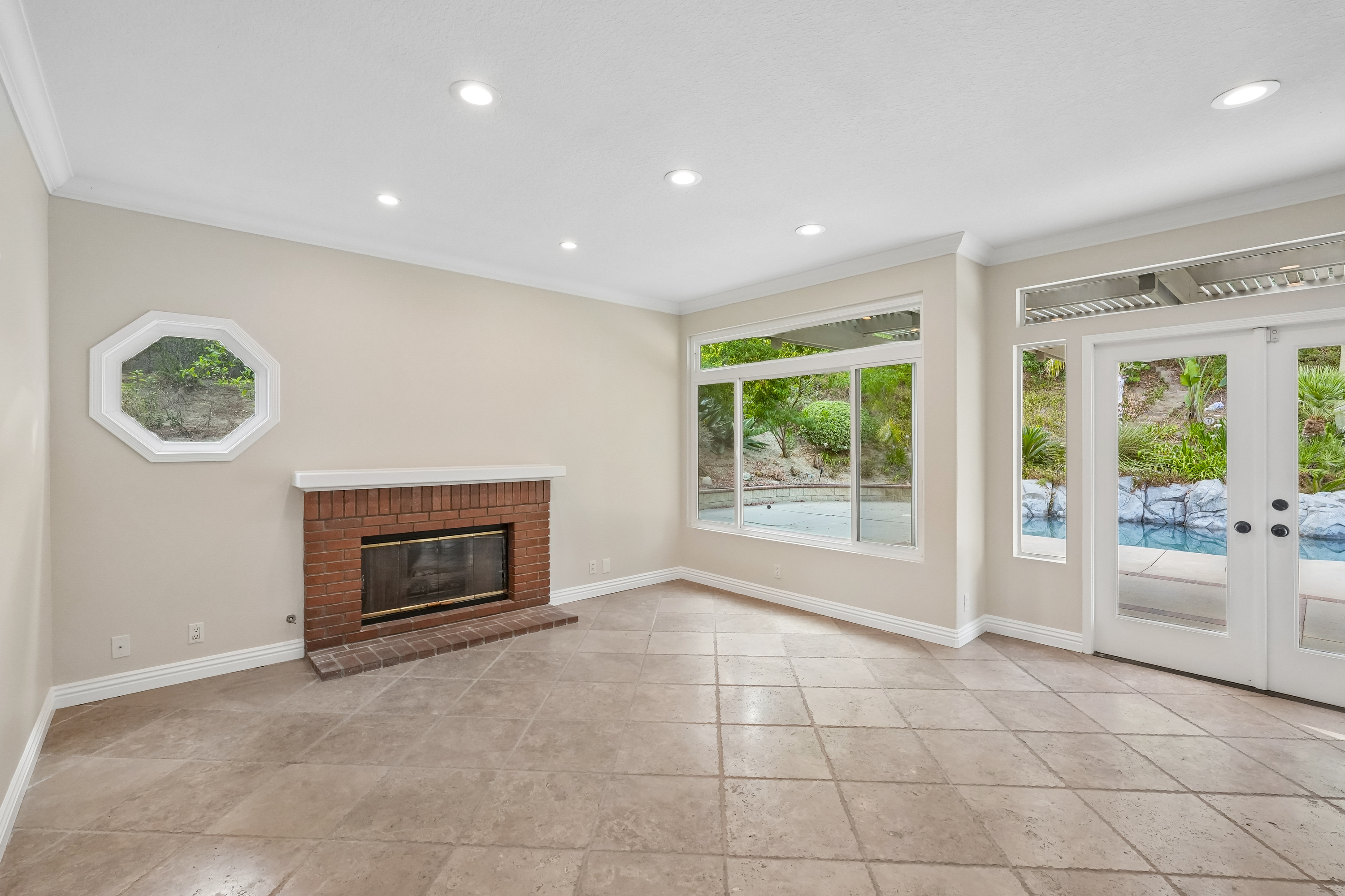 Photo 3 of 30 of 3810 San Antonio Rd, Yorba Linda, CA