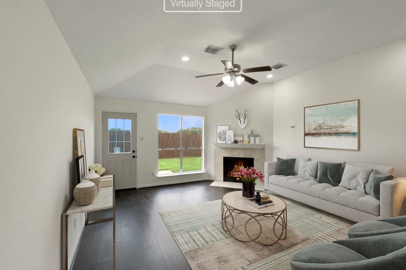 Property photo 2 of 4326 Eaglewood Trail Dr