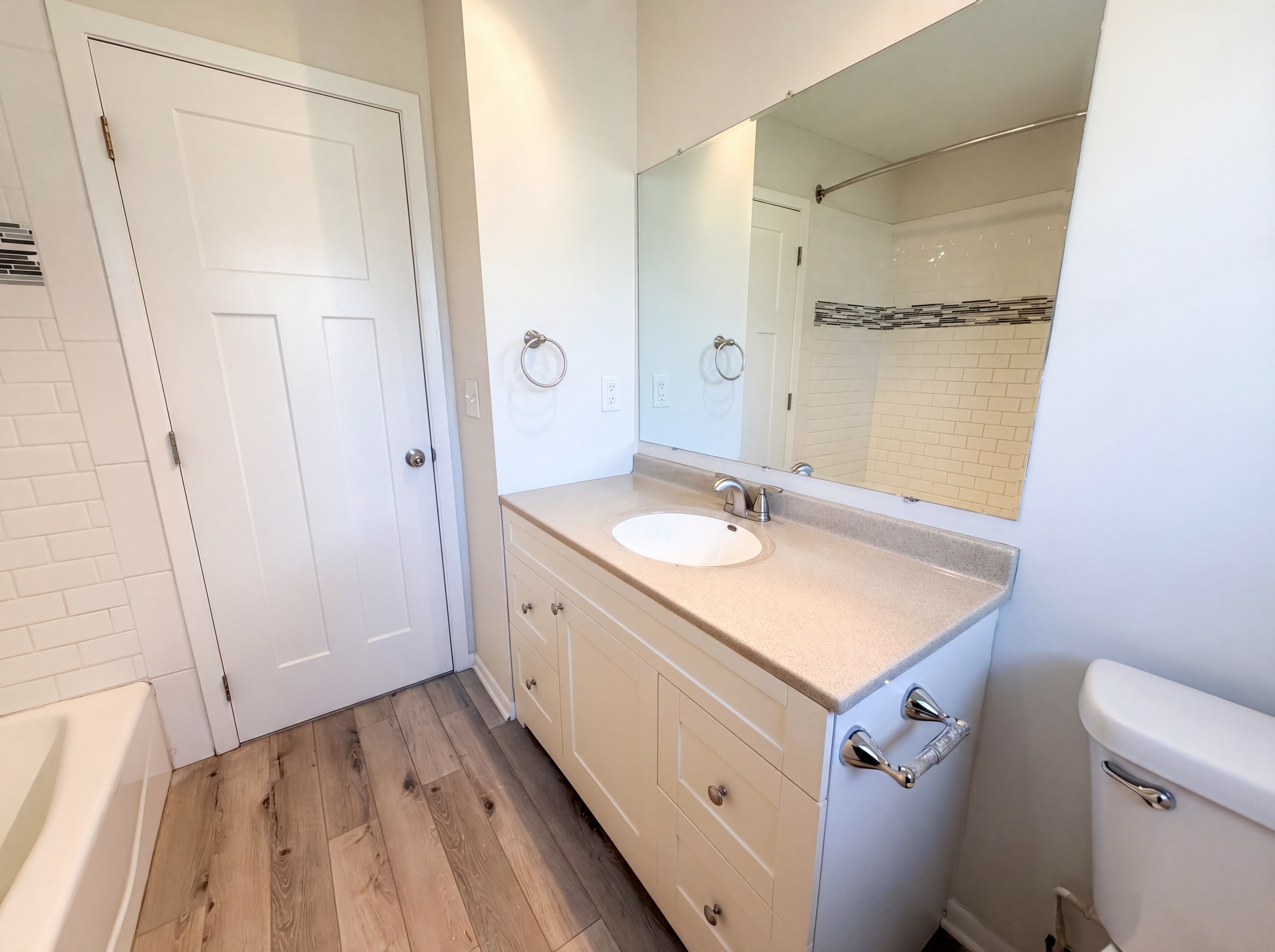 Photo 6 of 32 of 354 111th Ave NW, Coon Rapids, MN
